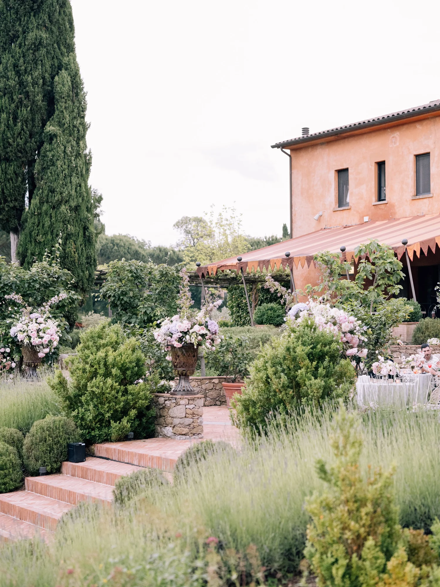 Wedding Weekends - v1 Castello di Reschio Hotel, Italy