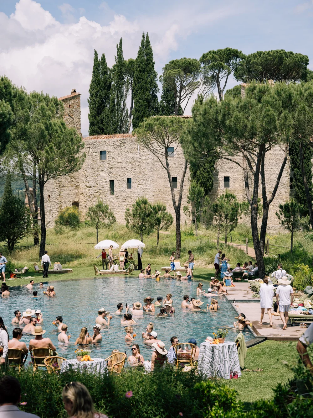 v1 Castello di Reschio Hotel, Italy