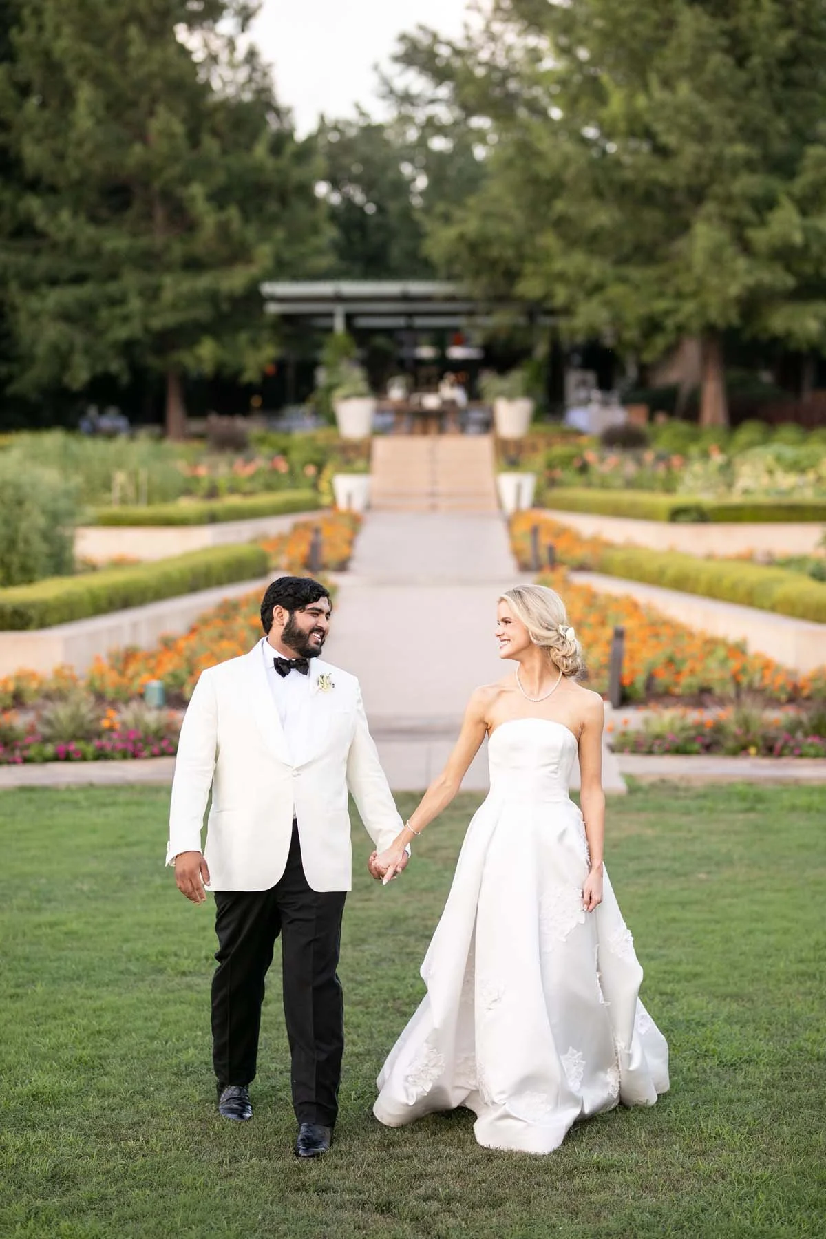 Weddings - THE DALLAS ARBORETUM DALLAS, TEXAS