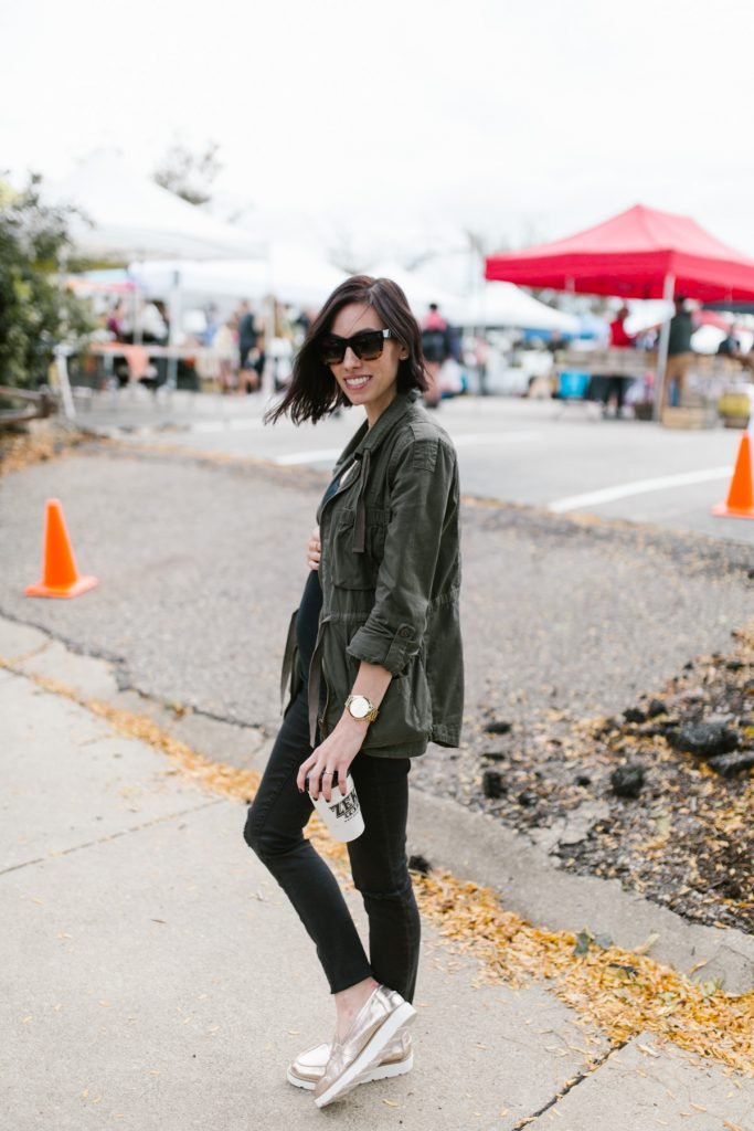 5 Casual Fall Outfits for Moms That Are Better Than Sweats