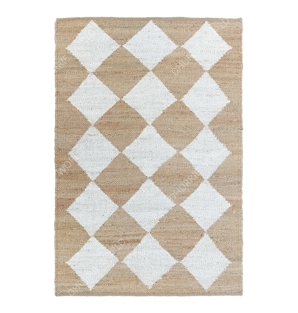 Harlequin diamond rug in natural jute