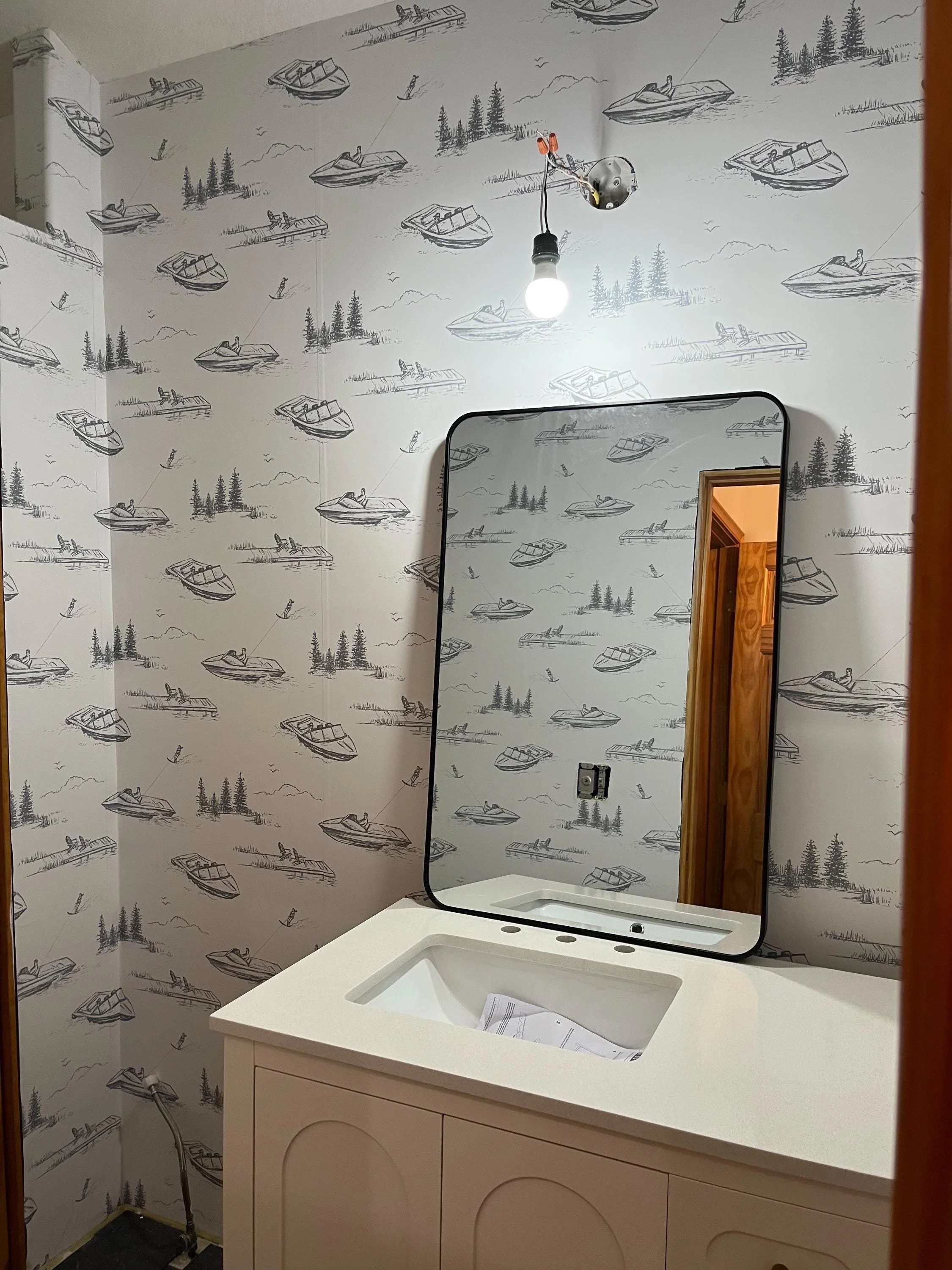 boat-wallpaper-peel-and-stick-design.jpg
