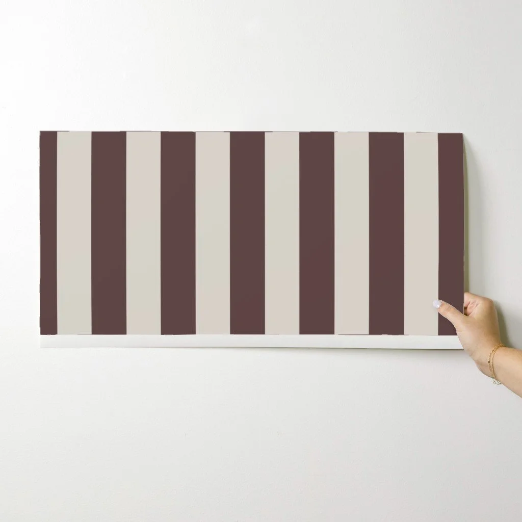 maroon-circus-stripe-wallpaper-rose-lindo-07.jpg