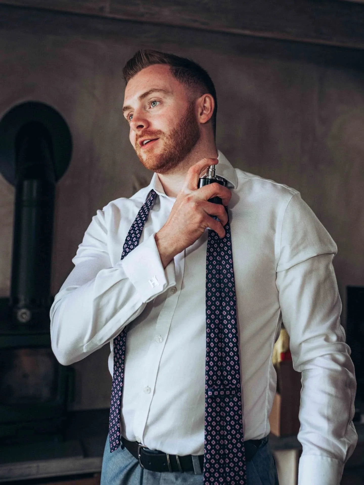 One of two stunning cabins at Chalkney Water Meadows, Browning Bros near Great Tey- the perfect setting for groom prep.
Mat and the boys, suited up and getting ready in style. I just love a groom prep✨

Venue @browningbros 
Photographer @sylvieneuman