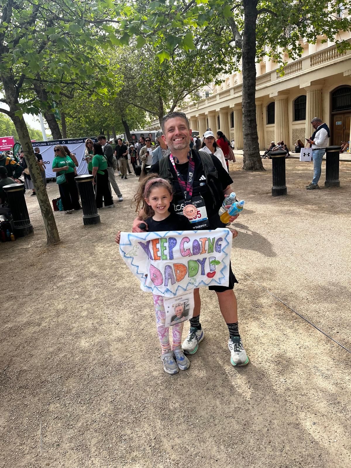 Huge shoutout to my incredible athletes who took on the London &amp; Manchester Marathons over the past few weeks 👏🔥

@mike_bryant_83 tackled the @londonmarathon for the first time and did it in style, running for charity in a full badger costume ?