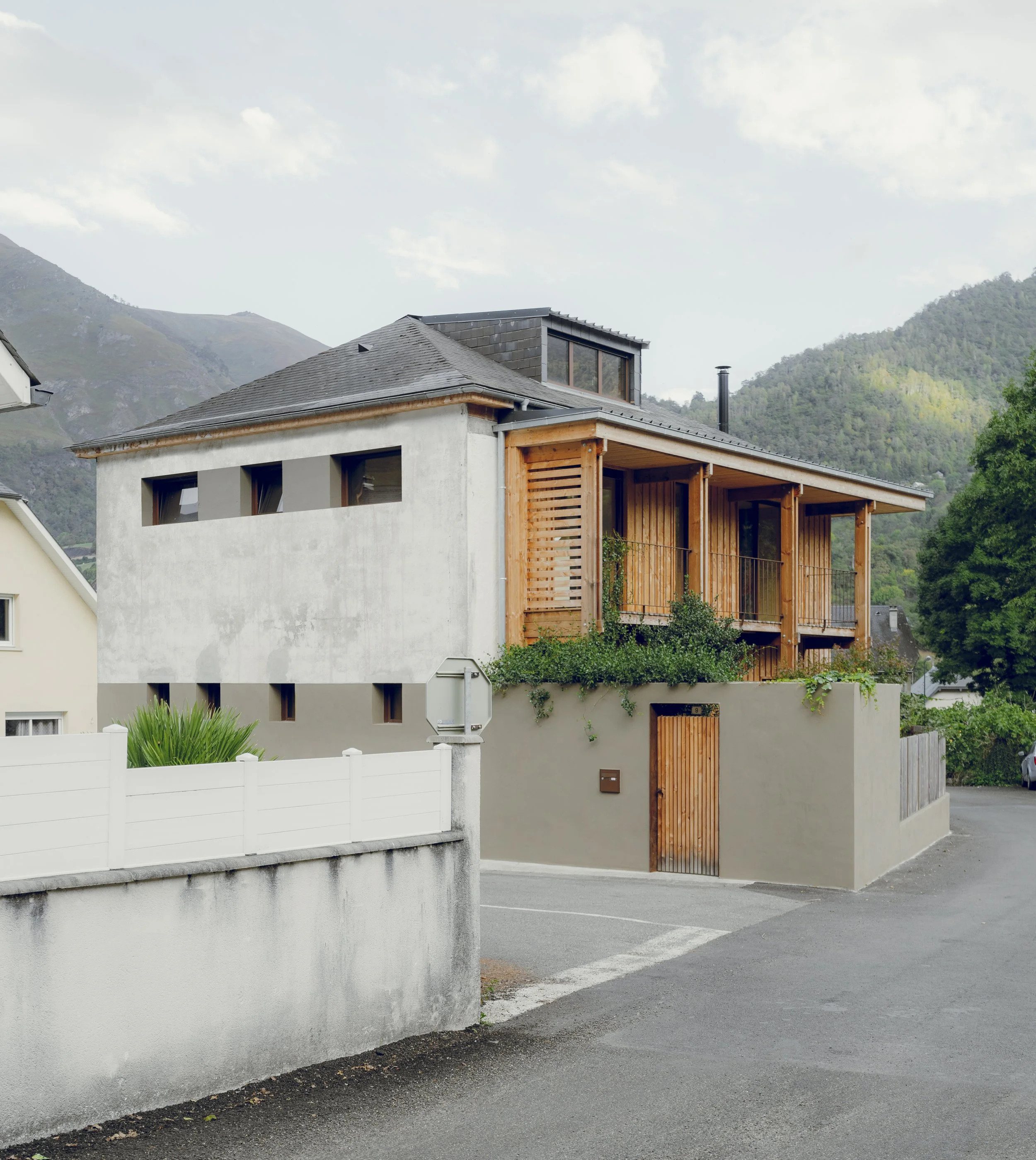 LARUNS-MESNIL ARCHITECTURES- (9).jpg