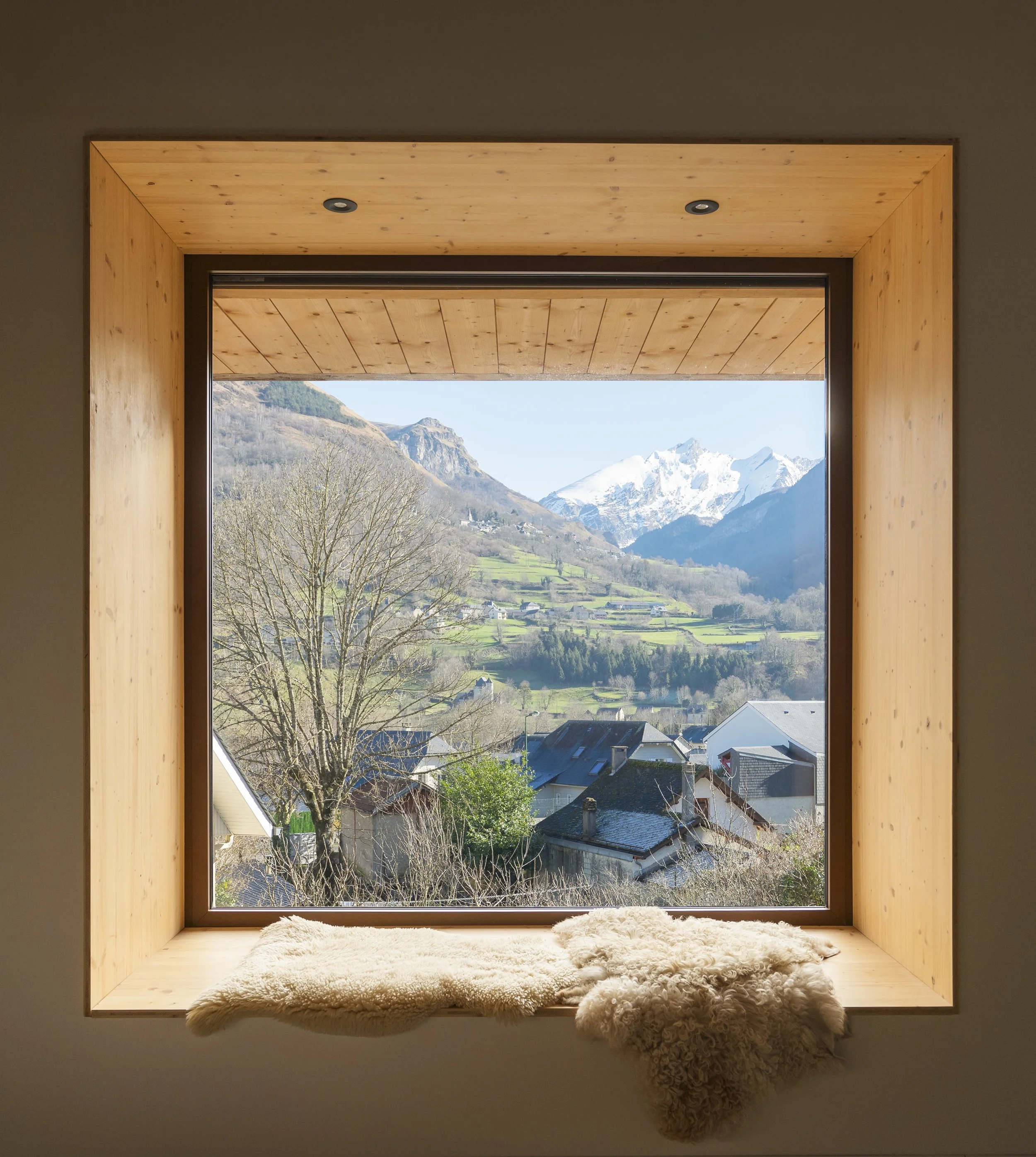 LARUNS-MESNIL ARCHITECTURES- (39).jpg