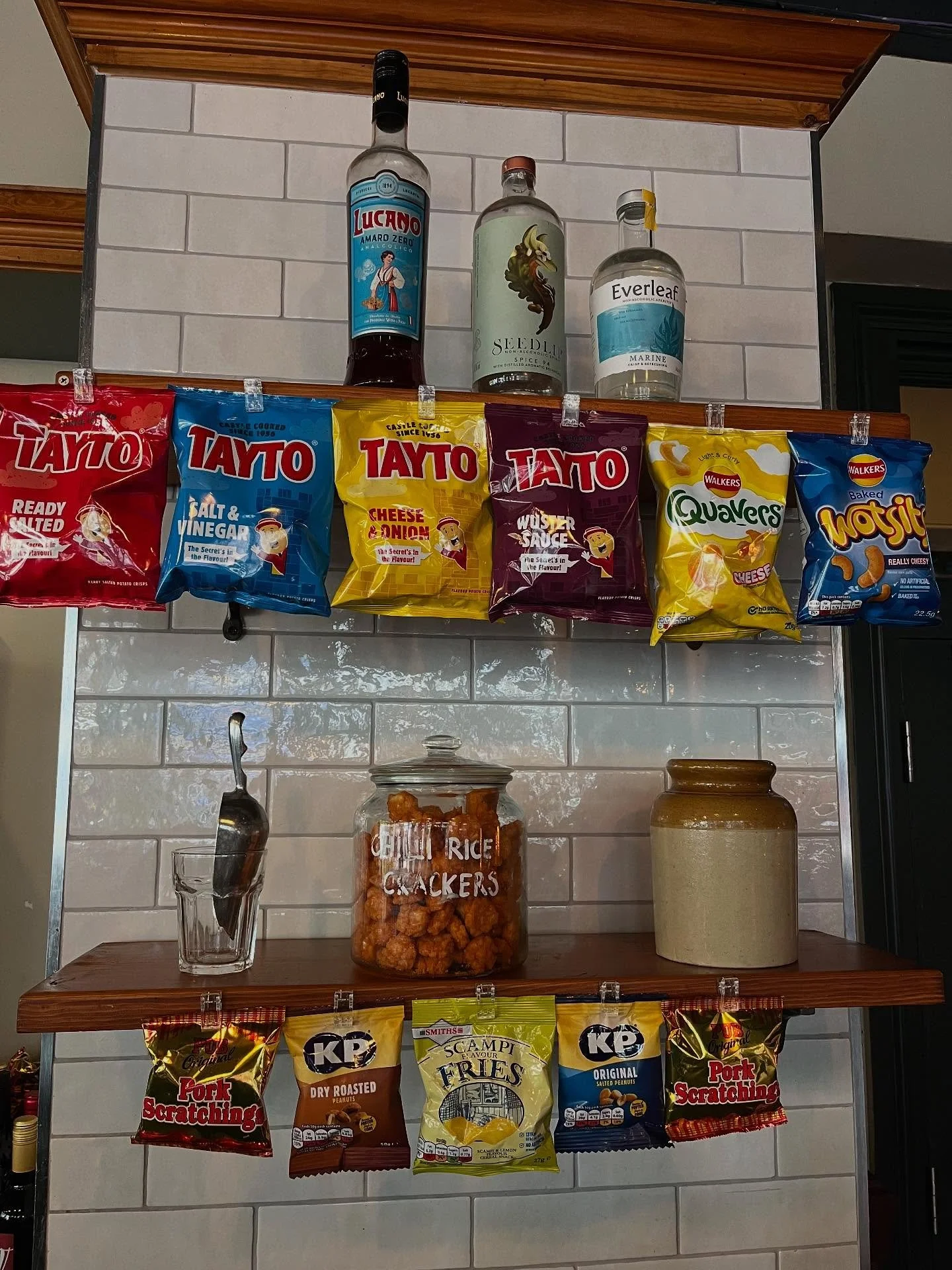 Anyone Feeling Peckish? 🥐 

Come down and have a snack! With crowd favourite like;
-Scampi Fries
-Tayto&rsquo;s selection.
-Quavers
And more! 🥳

Check out our offers and deals on our website, link in bio 🔗

#pub #hornsey #northlondon #northlondonp
