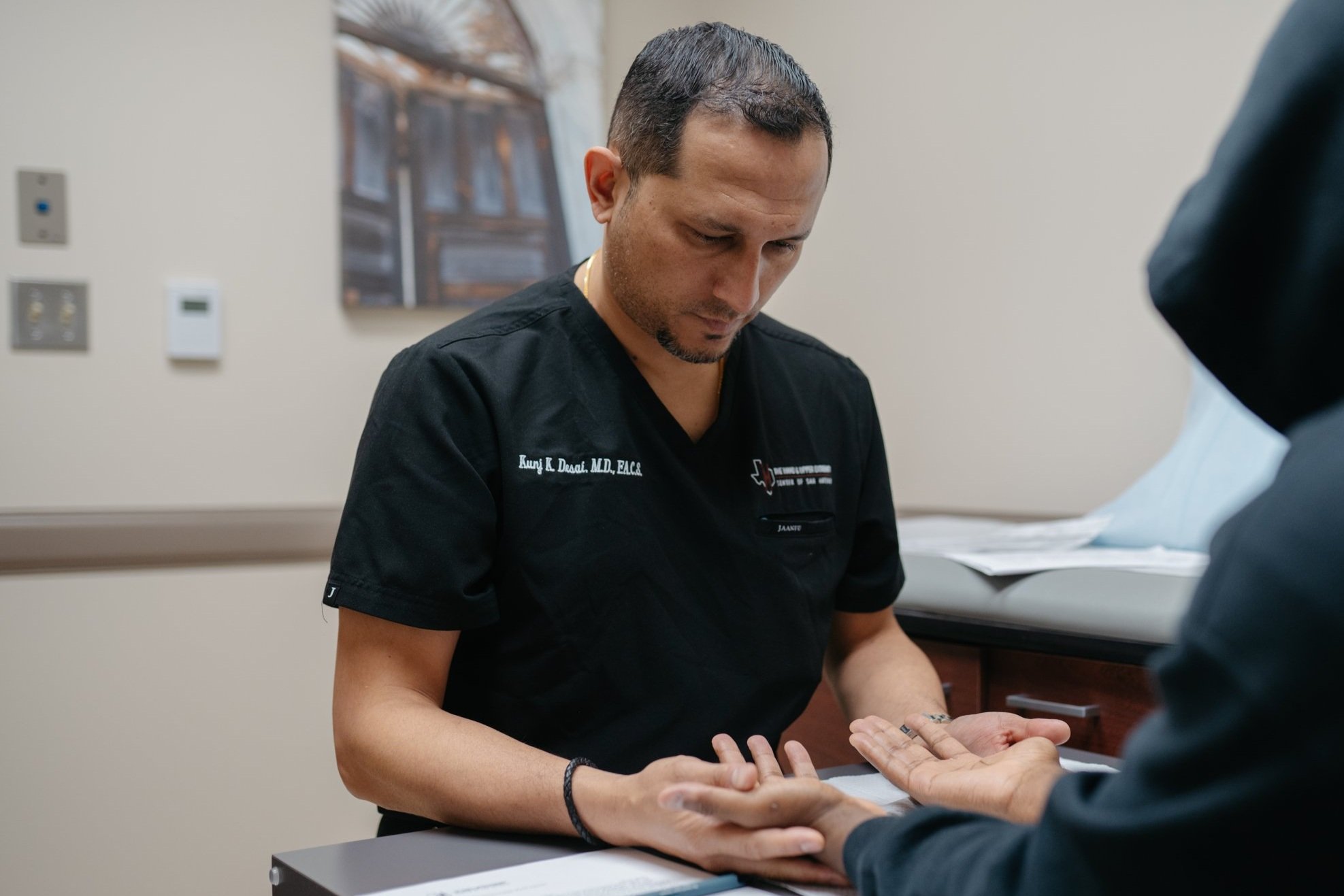 Hand & Wrist Specialist in San Antonio | The Hand Center