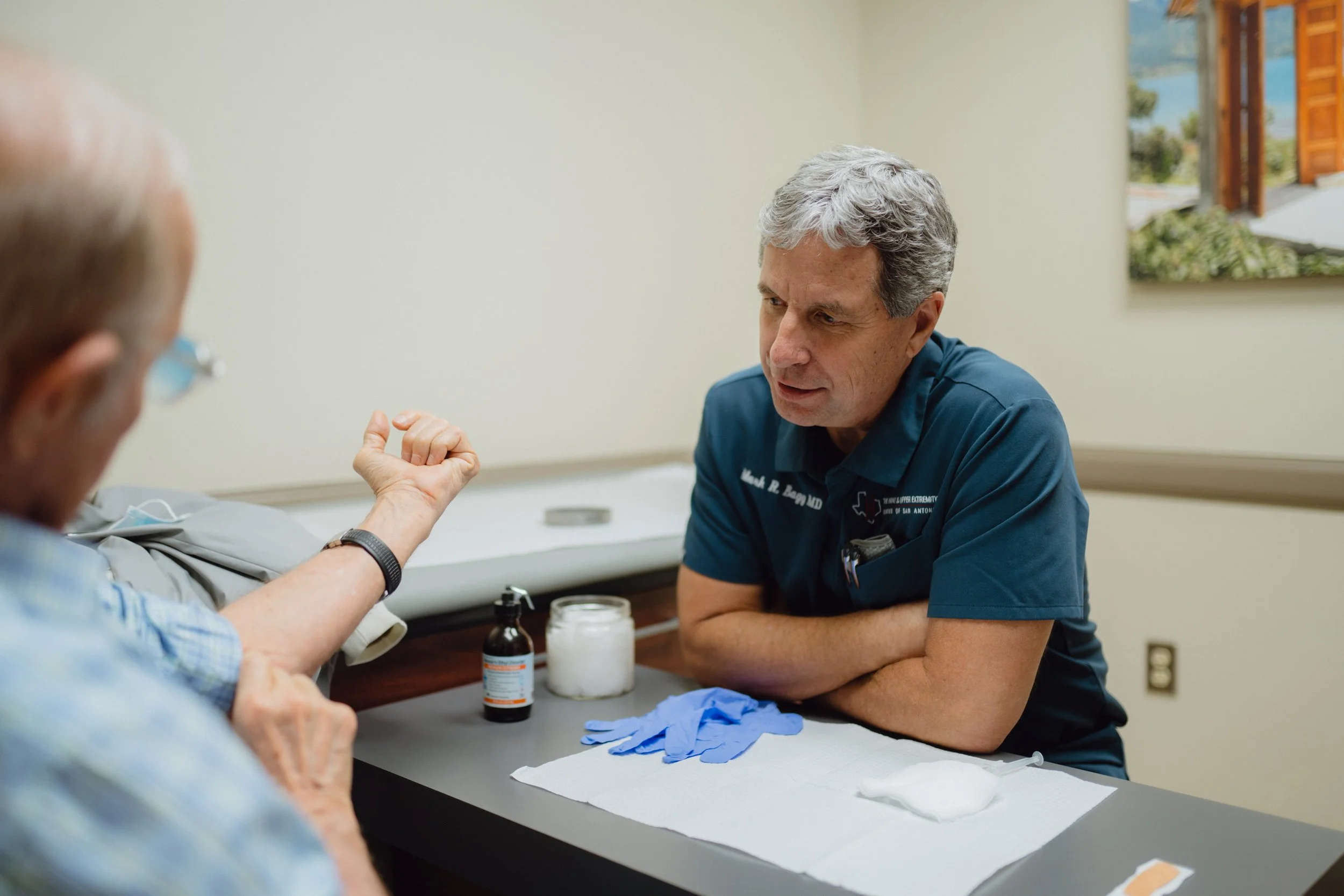 Elbow Arthritis Experts — Hand & Upper Extremity Center of San Antonio
