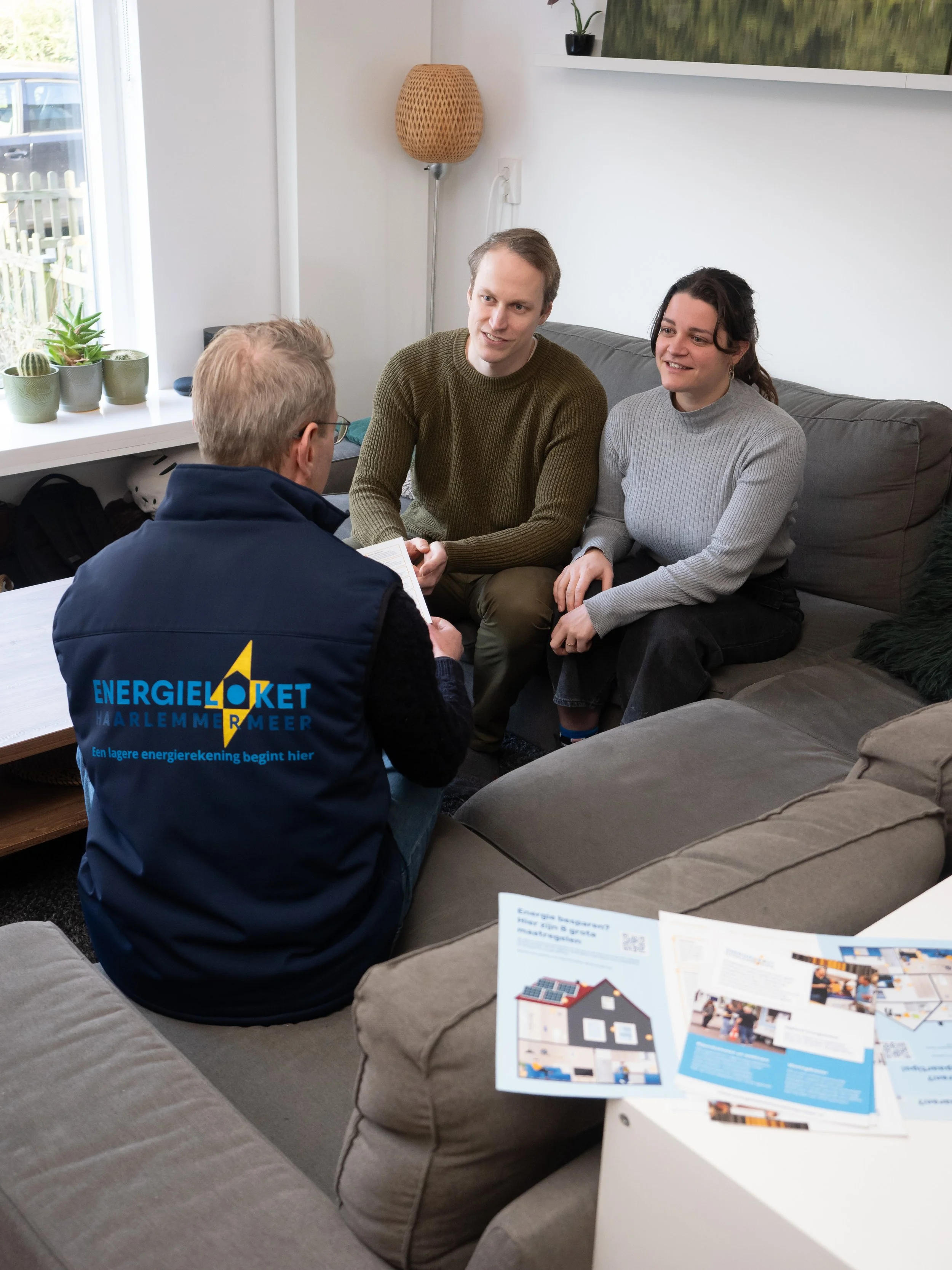 Het Energieloket ondersteunt en adviseert bewoners.