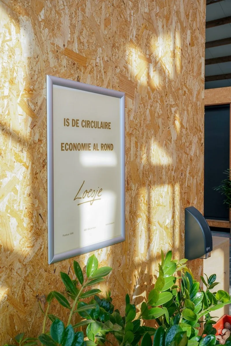 Poster met de tekst: is de circulaire economie al rond?