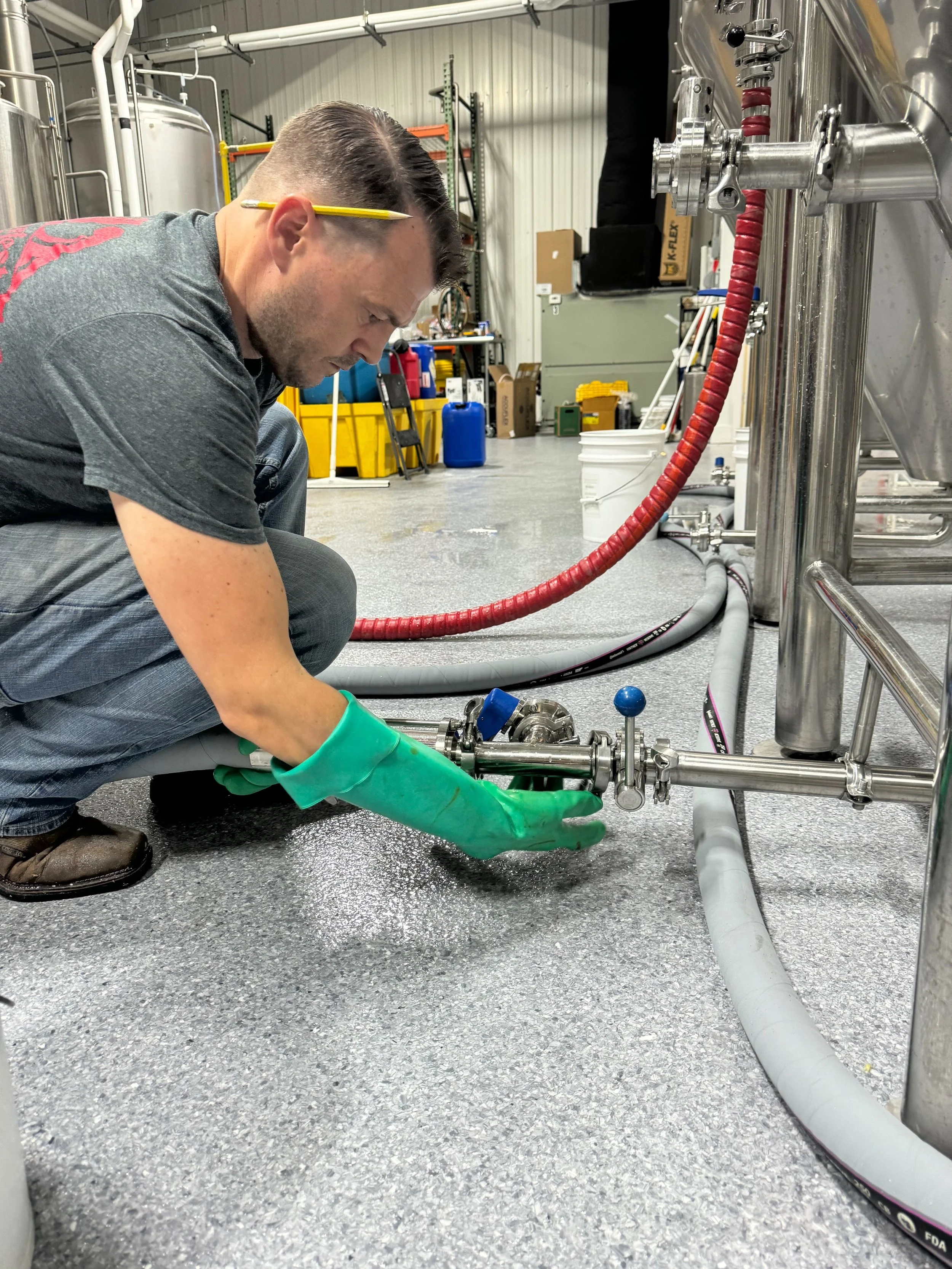 Everyone wish Joel a HAPPY BIRTHDAY 🎈🎈🎈

While normally behind the scenes, Joel plays an integral role in both Thirsty Buffalo and @craftekbev! We&rsquo;re incredibly grateful for everything he does and honestly couldn&rsquo;t do it without him! I