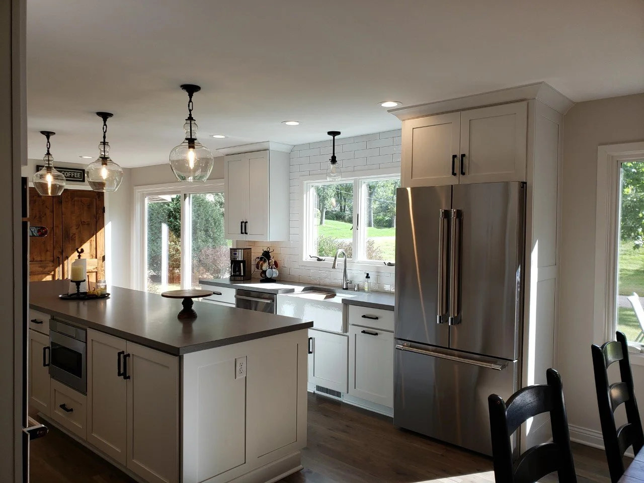 white-cabinets-interior-design.jpg