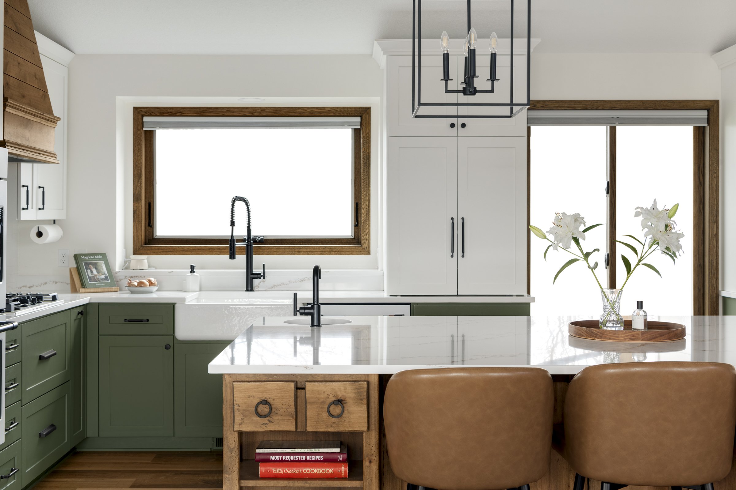 Jessica Hein Interiors - Goodview Trail_004.jpg