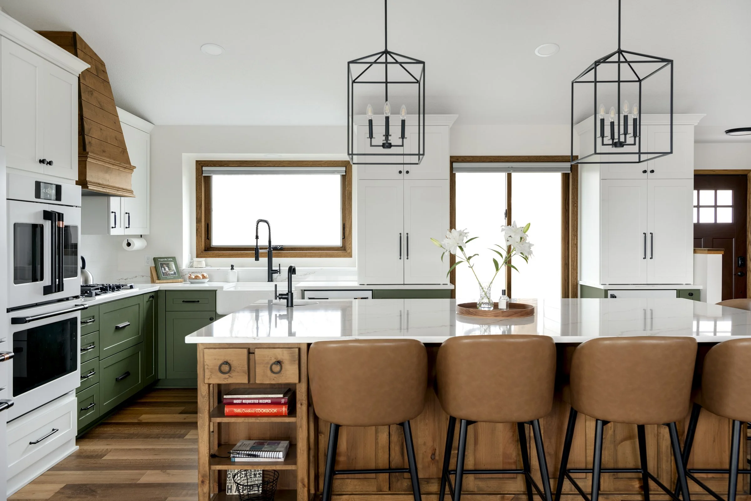 Jessica Hein Interiors - Goodview Trail_003.jpg