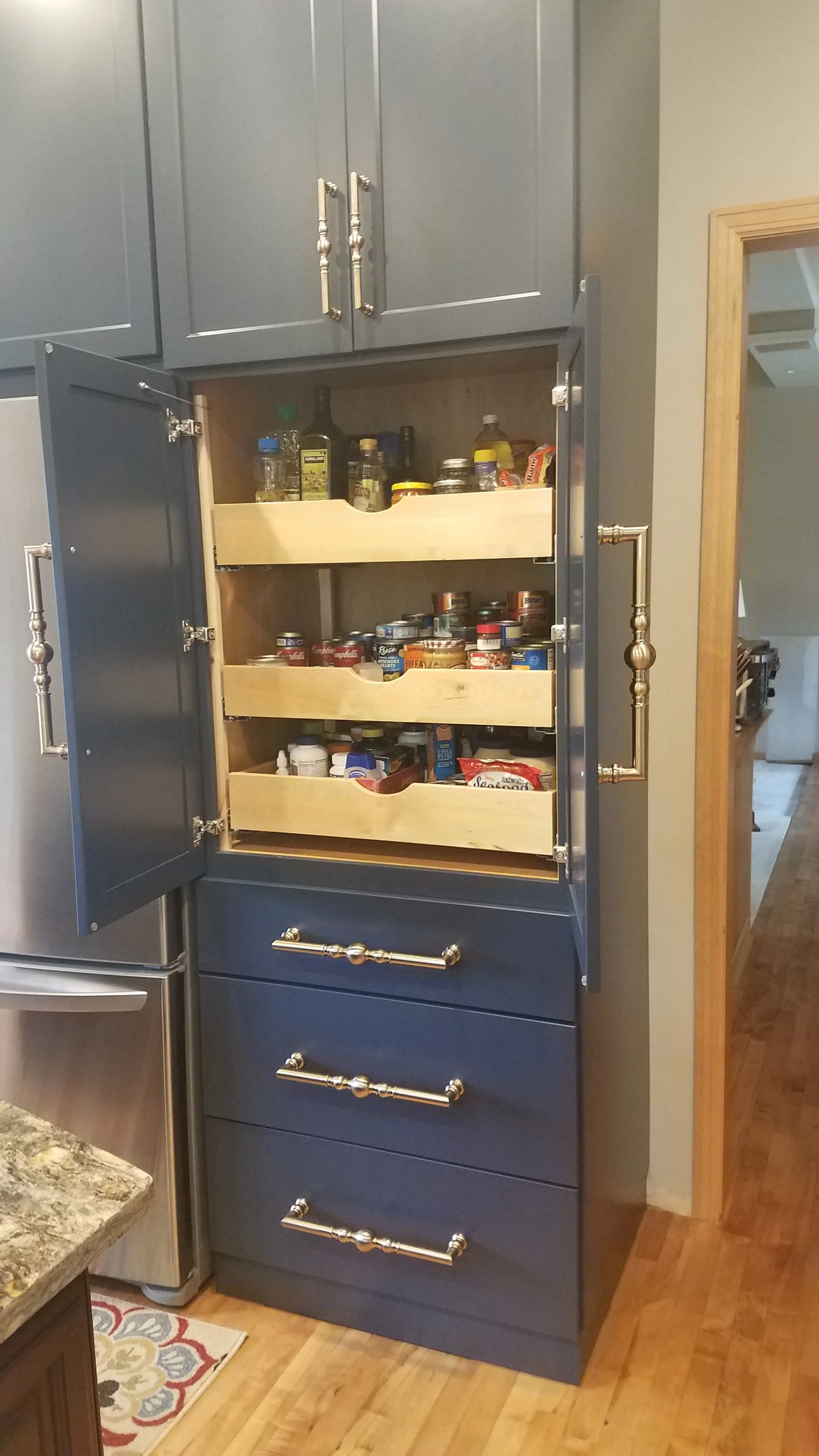 kitchen-design-pantry-storage.jpg