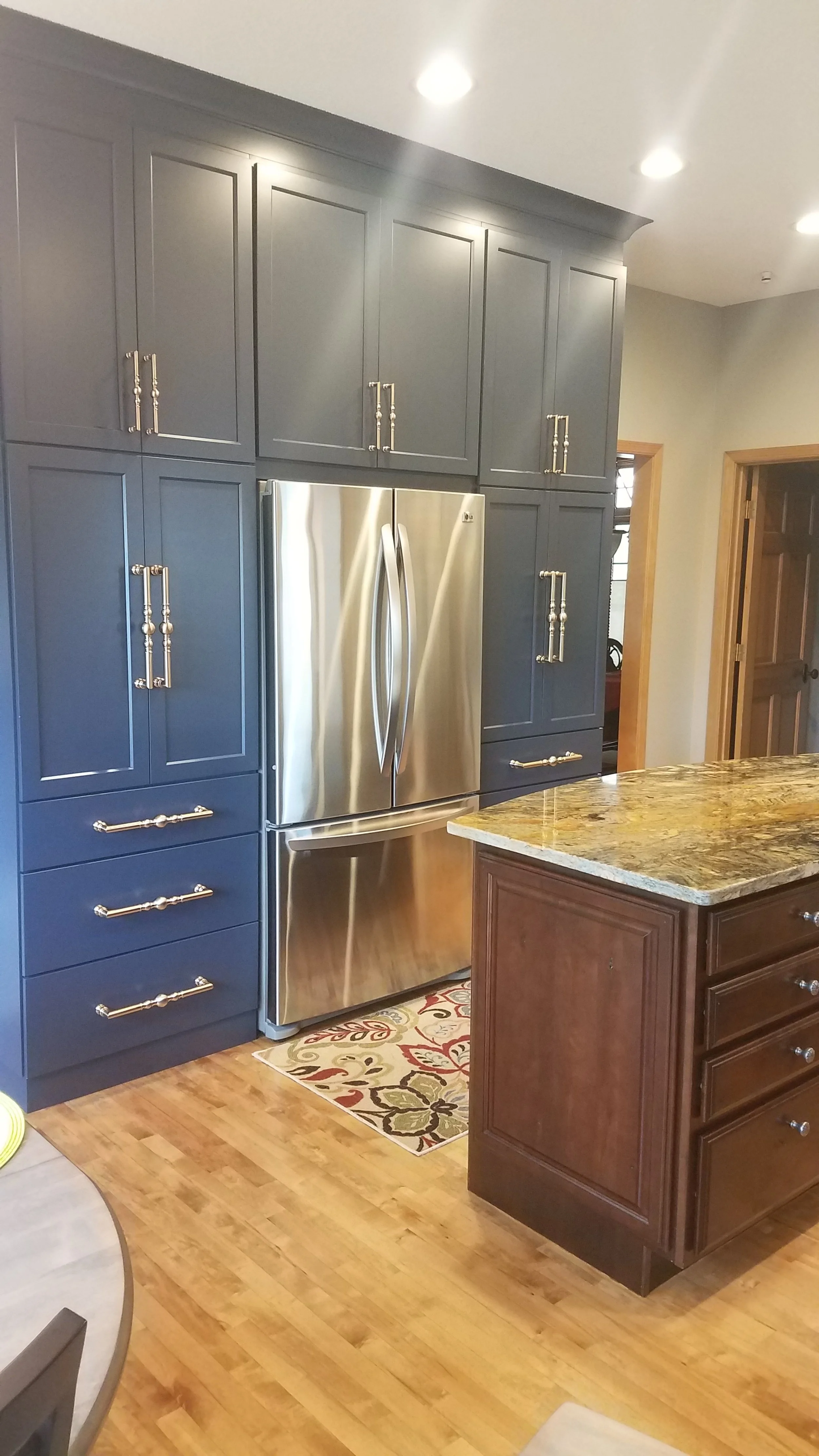 kitchen-design-blue-cabinets.jpg