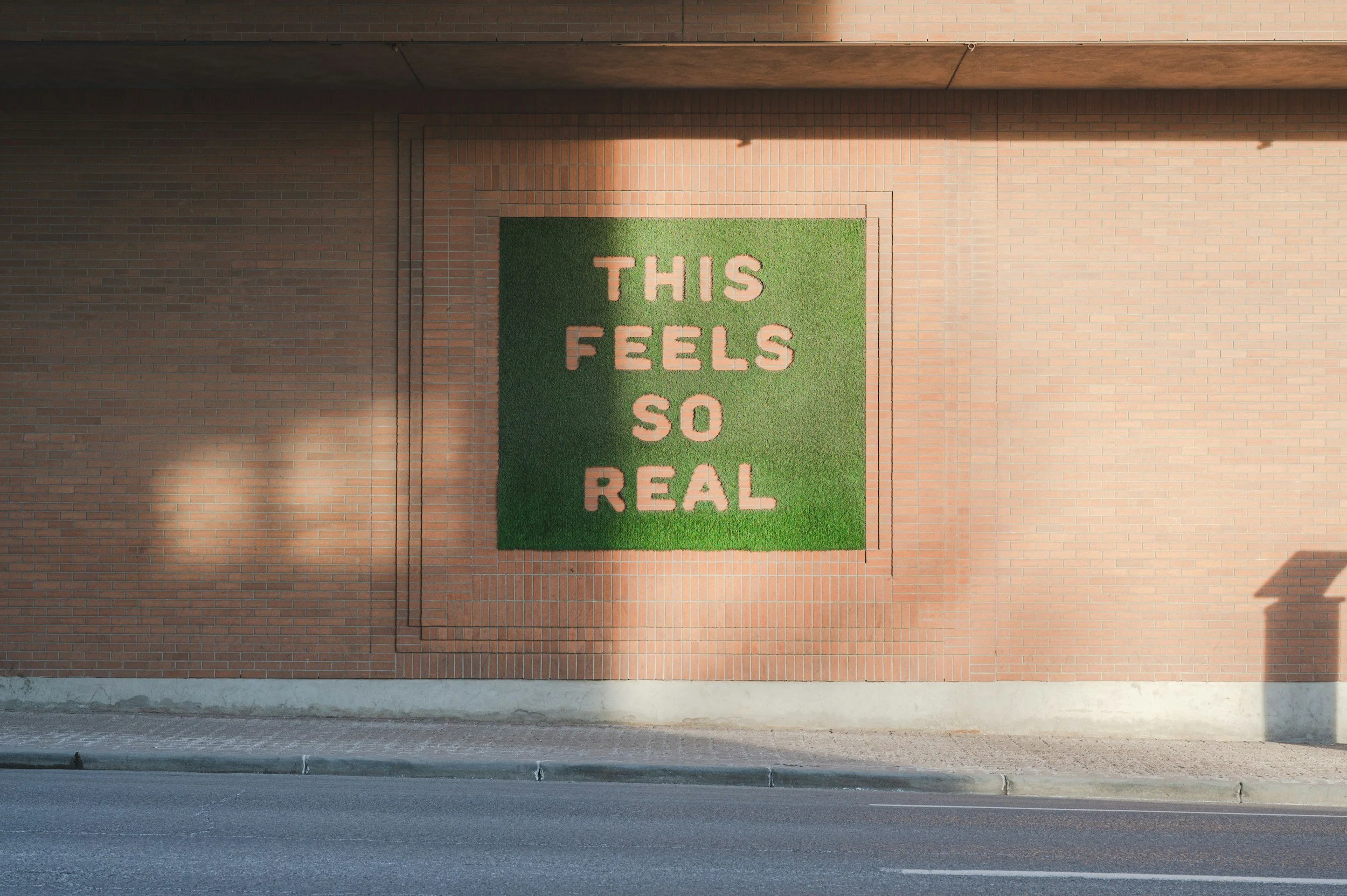 Why EMDR Therapy Helps When You “Know Better” But Still Feel Stuck