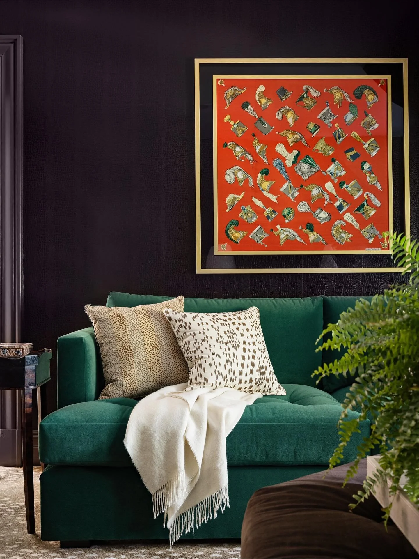 The weekend is here and what better time to relax with friends in this chic Ladies Lounge!
Swipe ➡️to see After and Before. 
.
.
📸 :  @hayleyellenday 
Styling 🖋️📚 :  @kimberlypowercreative 
Interior Design: @baxter_designny 🙋🏼‍♀️