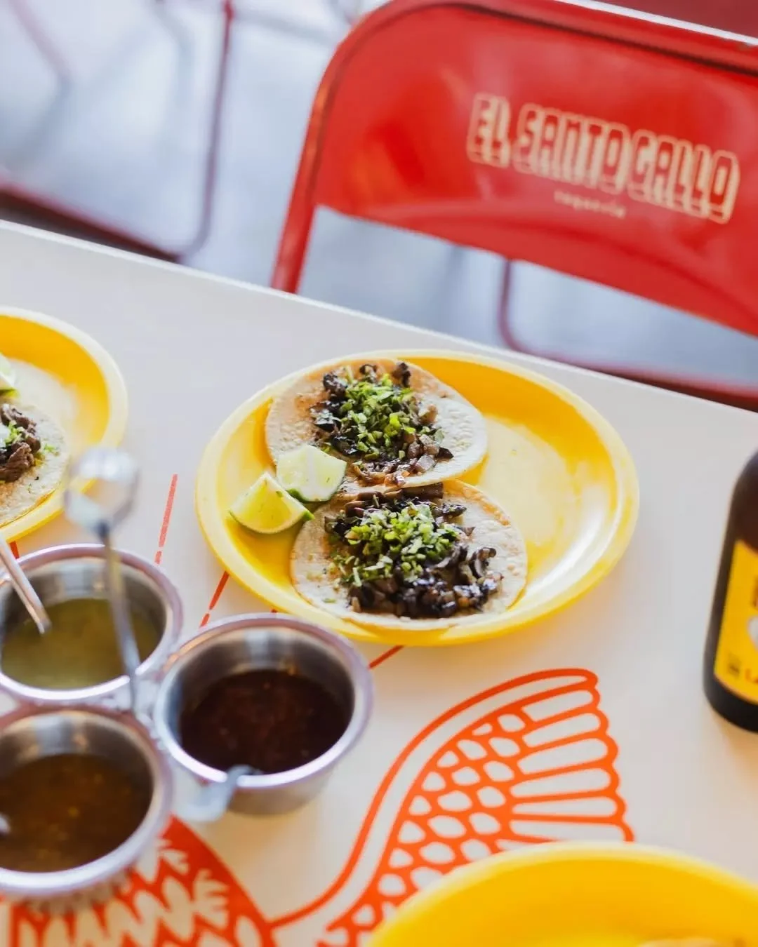 Lunch, handled 🌮
When the workday needs a pause, @elsantogallo delivers.