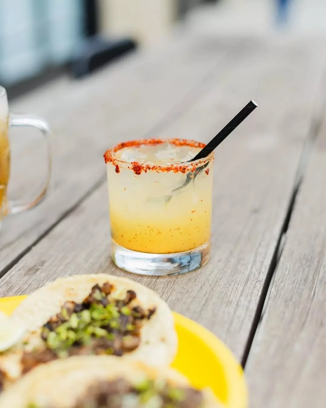 Sunday just got better 🎉
Join us at @elsantogallo on February 22nd for National Margarita Day. Gather your crew, sip your favorite margarita, and soak up the Westside vibes.