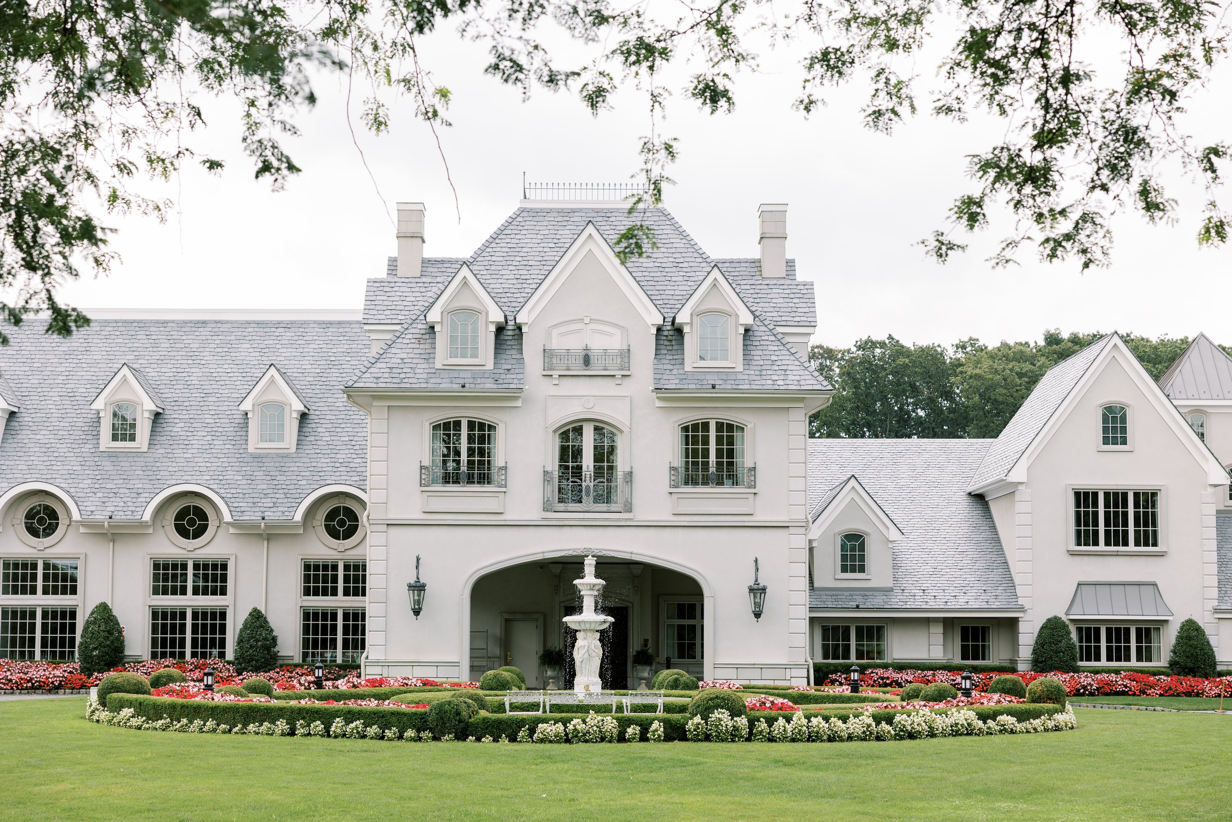 getting_Ready_park_chateau-77.jpg