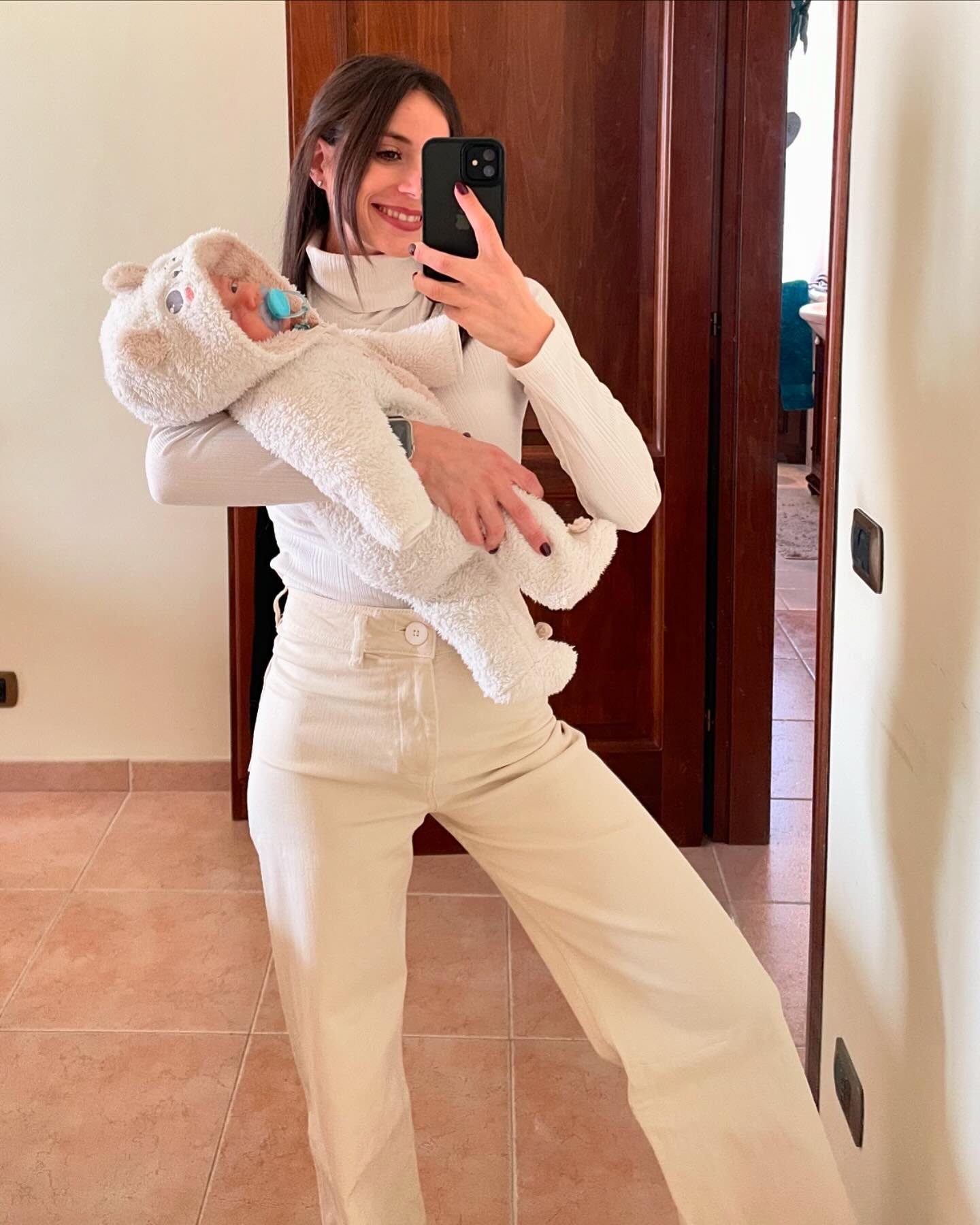 Il mio primo mese da Mamma &hearts;️

Nuovi orari, nuovi ritmi, nuove abitudini.
Con qualche occhiaia in pi&ugrave;, ma con il cuore pieno d&rsquo;amore &hearts;️

#neomamma #mamma