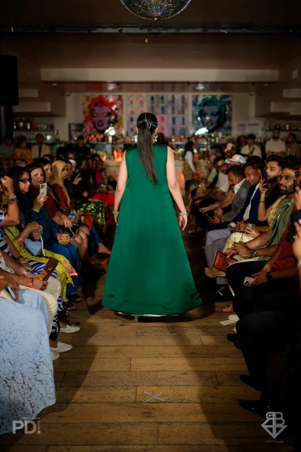 RGBTV2025TheSilkRoad-ARunwayExperienceatDOMNYCShow1Designer2Naurah(AyeshaKhanna)September13,2025RAL_2818.jpg