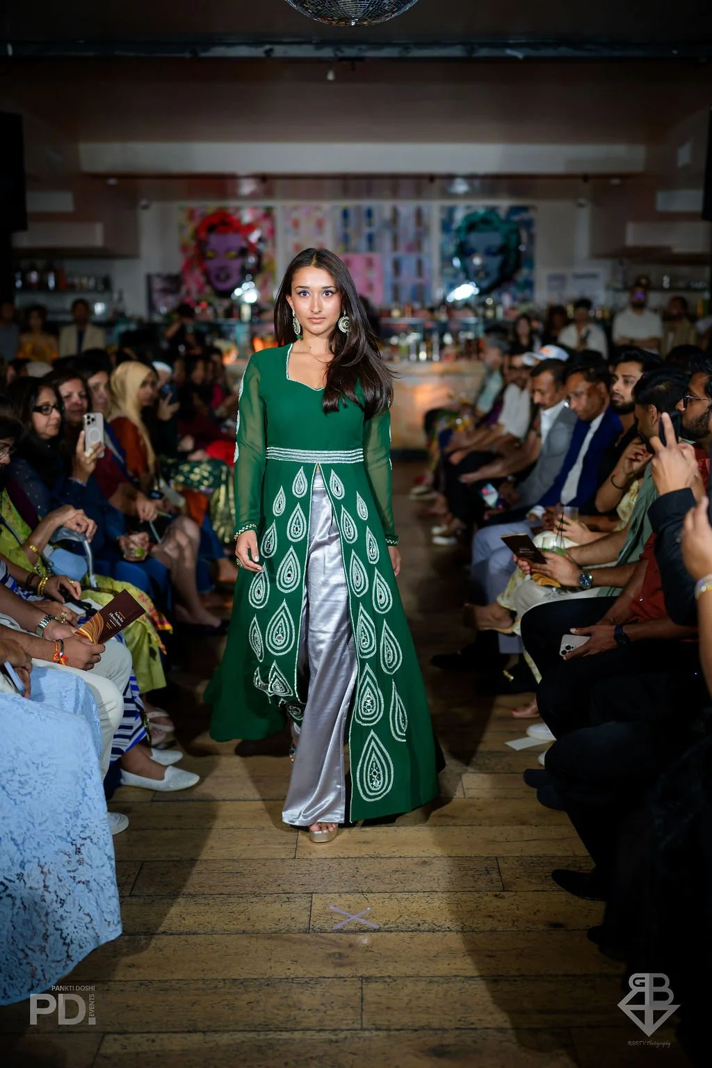 RGBTV2025TheSilkRoad-ARunwayExperienceatDOMNYCShow1Designer2Naurah(AyeshaKhanna)September13,2025RAL_2856.jpg