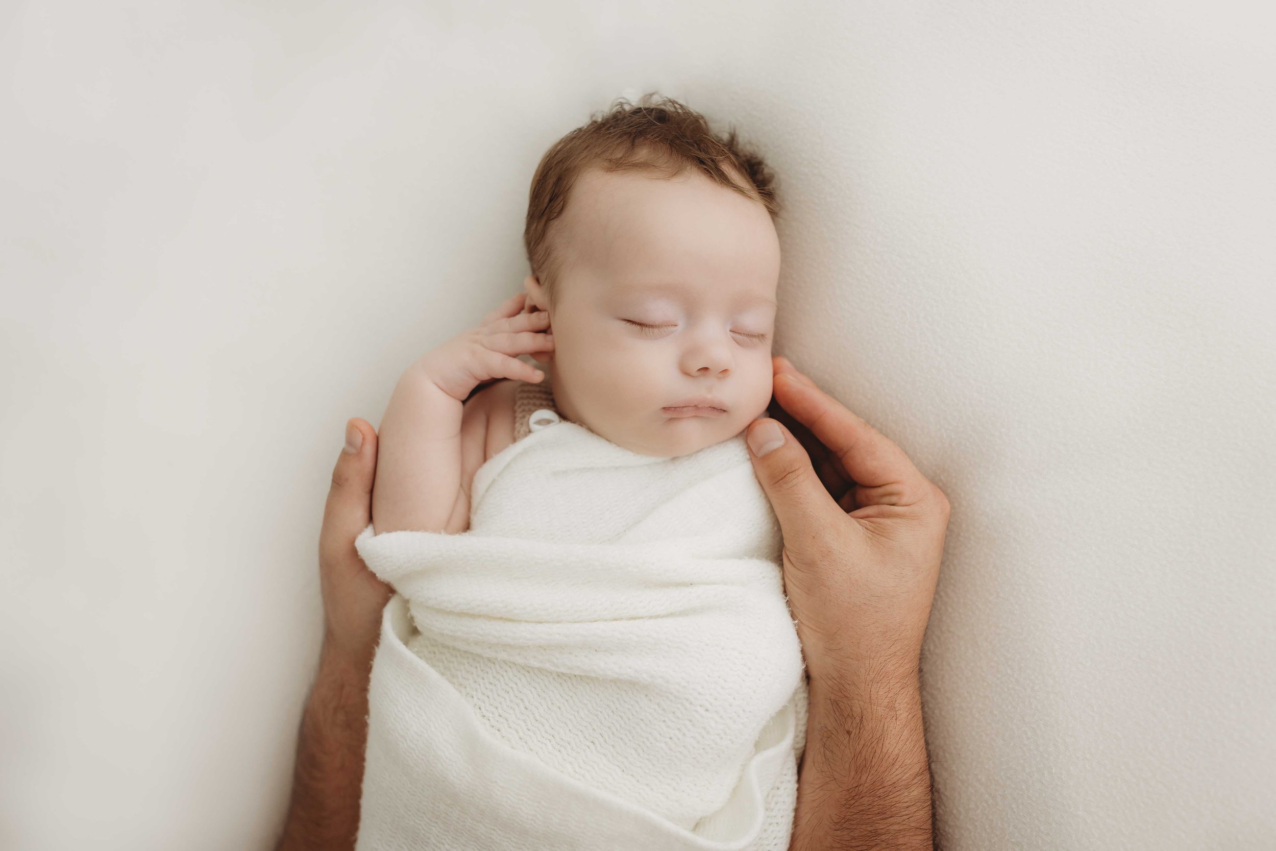 sue newborn photographer_Suebeaumontphotography for website-15.jpg