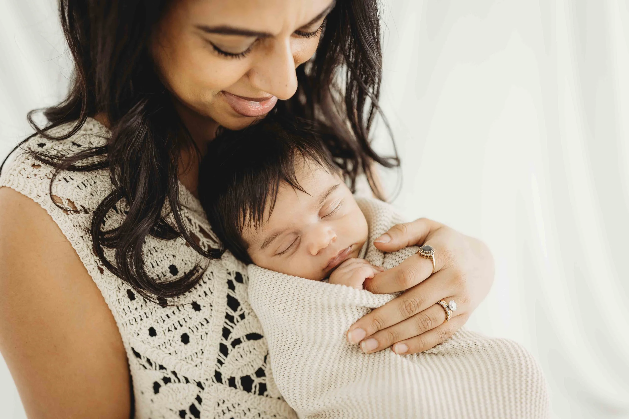 newborn_Suebeaumontphotography.jpg