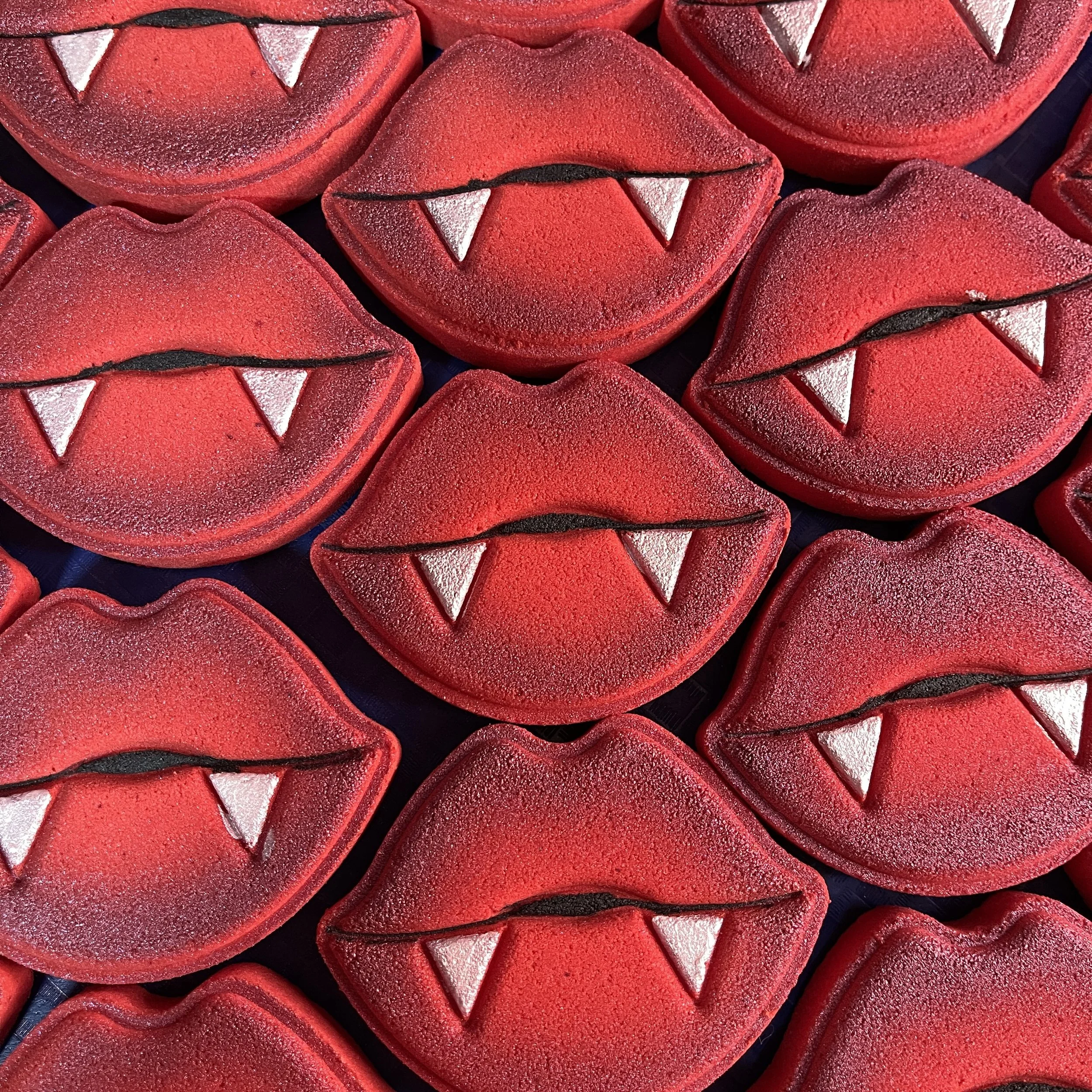 Vamp Lips Bath Bombs