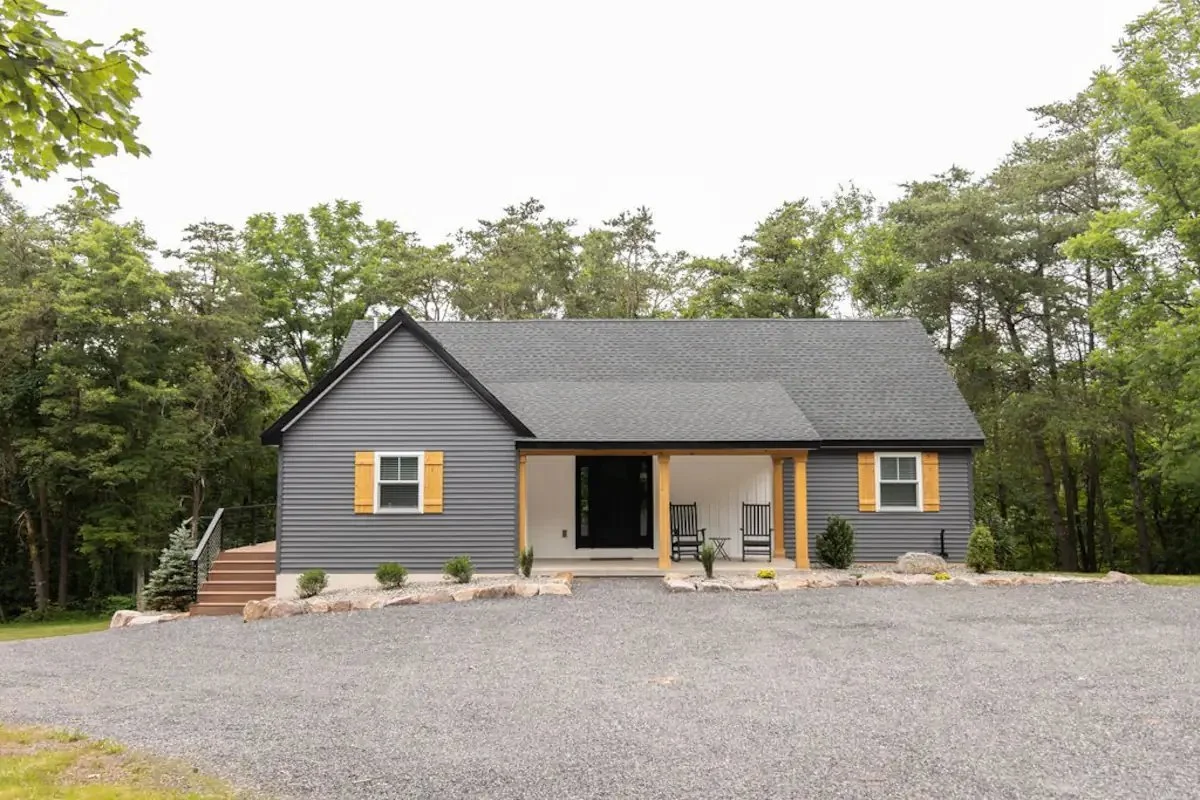 exterior.jpg