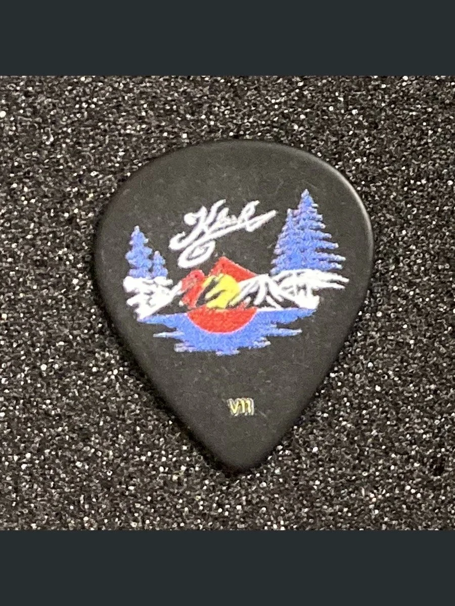 klesh-pick-v11-photo-front-padded.jpg