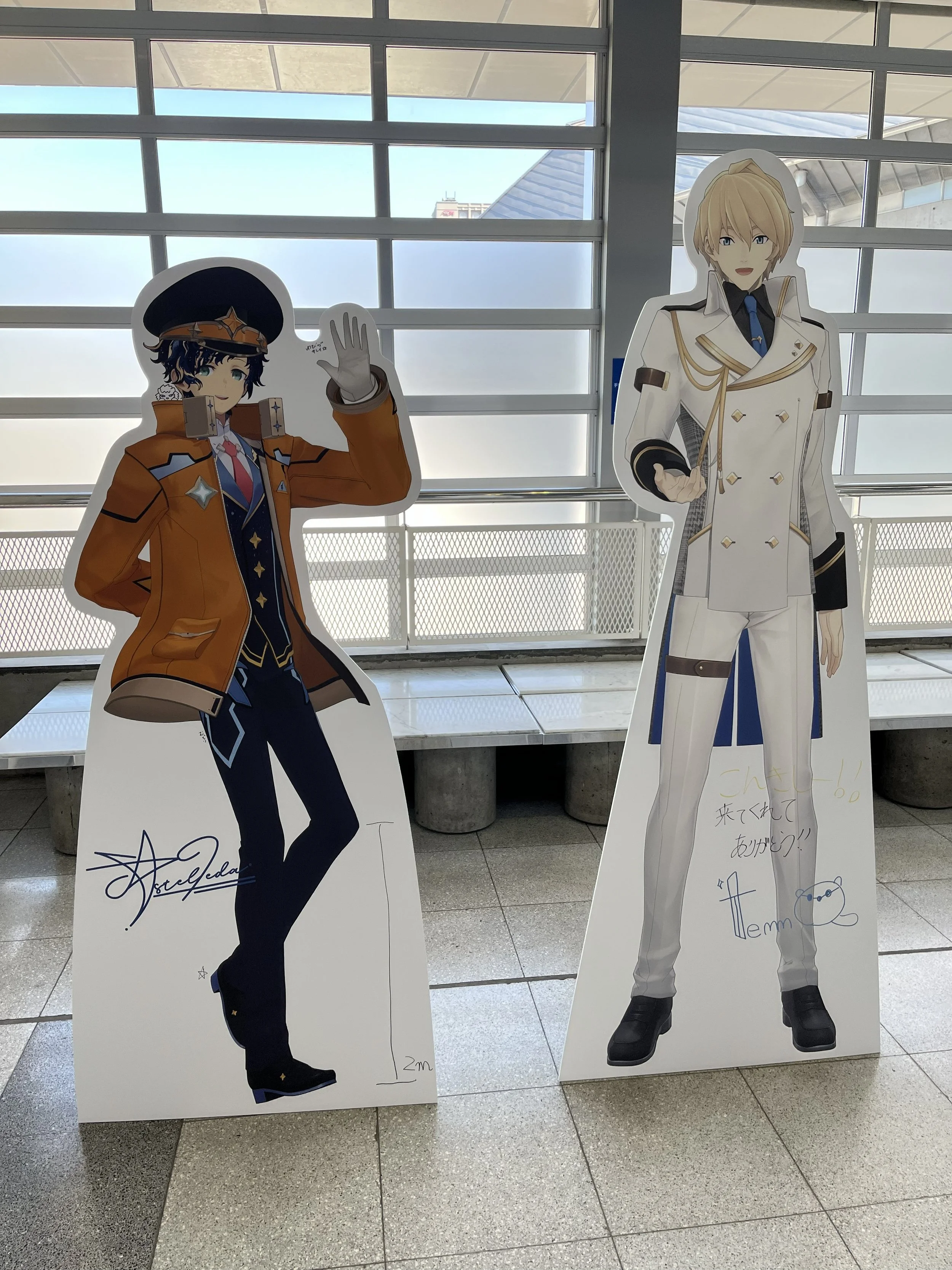 HOLOSTARS and HOLOSTARS EN life-sized-cardboard-cutouts-3.jpg