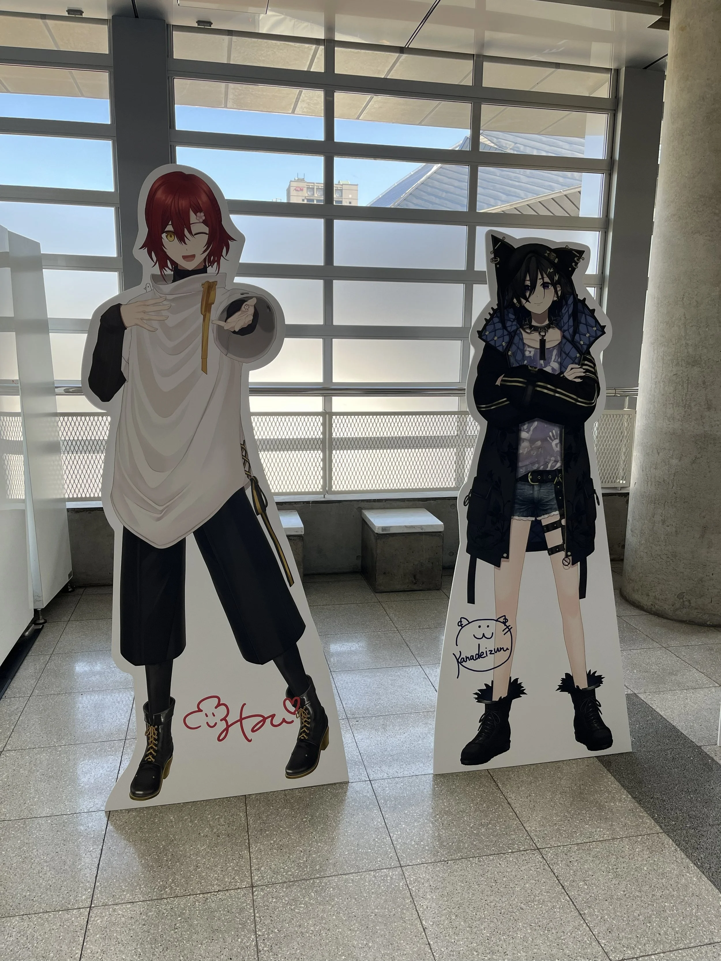 HOLOSTARS and HOLOSTARS EN life-sized-cardboard-cutouts-1.jpg