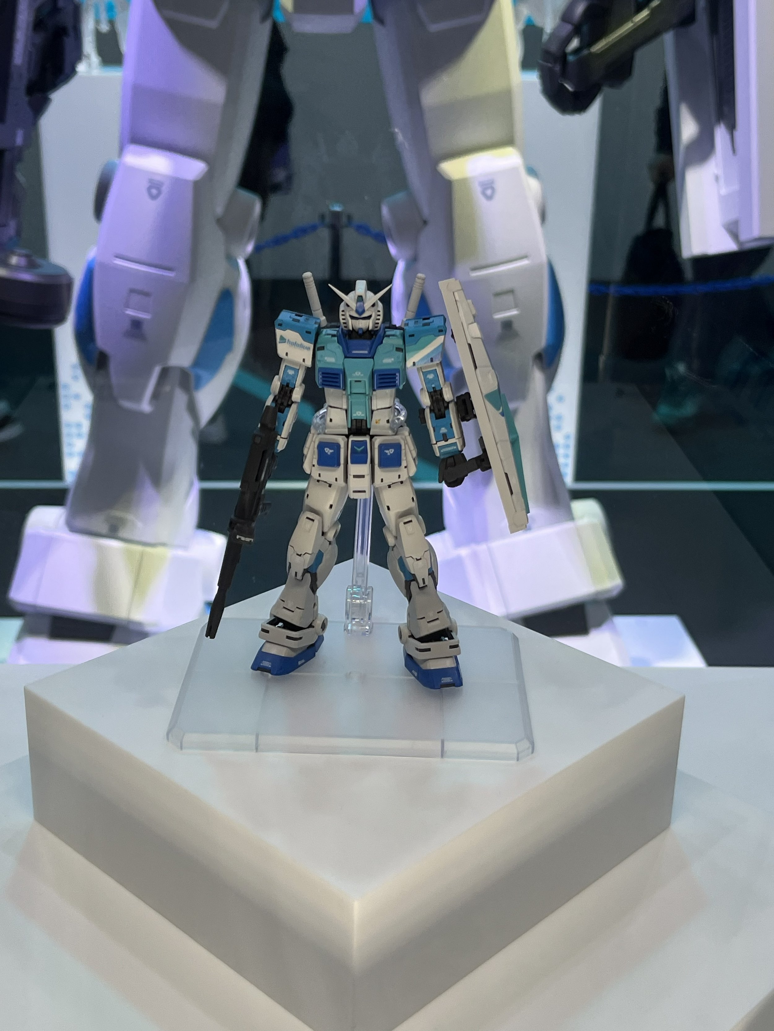 sponsorship-area-hololive-gundam-2.jpg