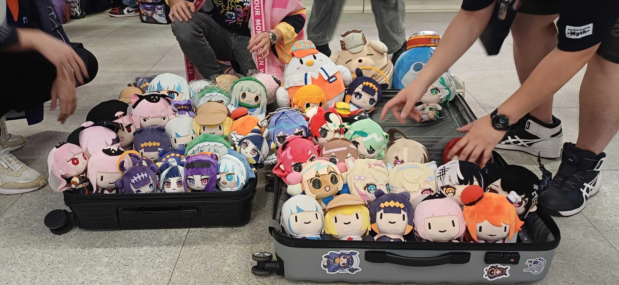 hololive-myth-hong-kong-6-anniversary-fan-project-2.jpg