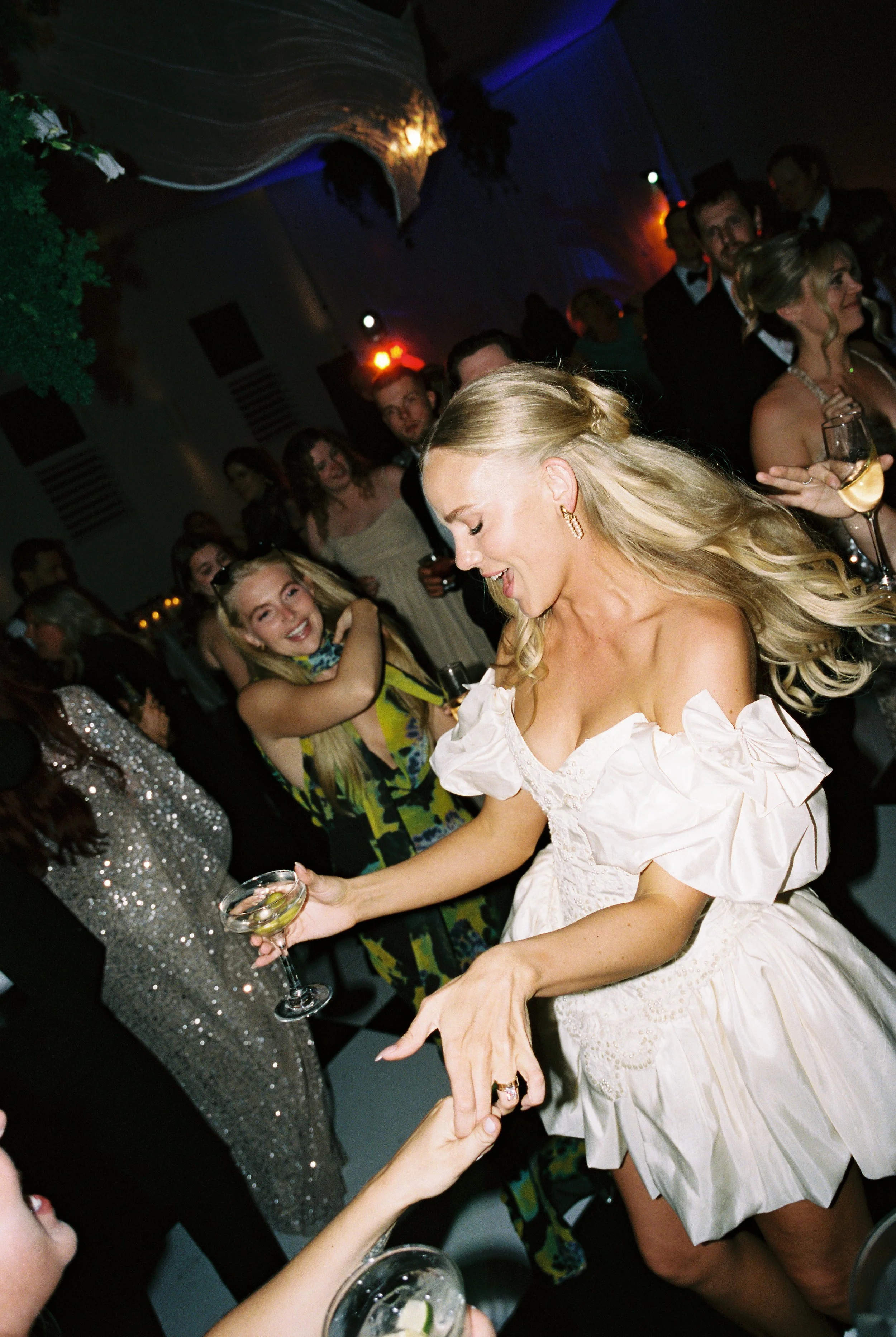 Hutton_House_Minneapolis_Wedding_Kelsey_Carter_Swidrak&Co.--1470.jpg