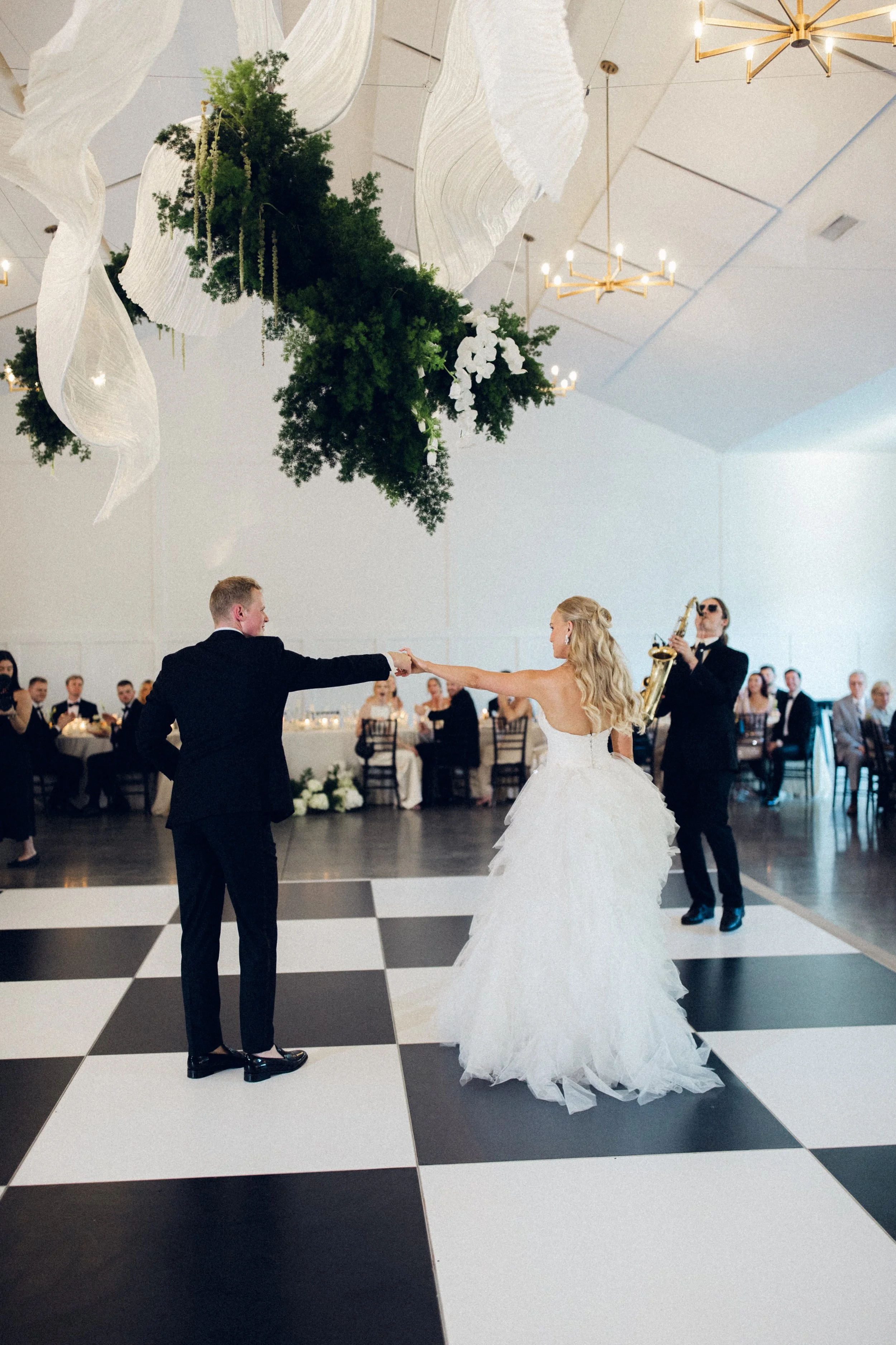 Hutton_House_Minneapolis_Wedding_Kelsey_Carter_Swidrak&Co.--1058.jpg