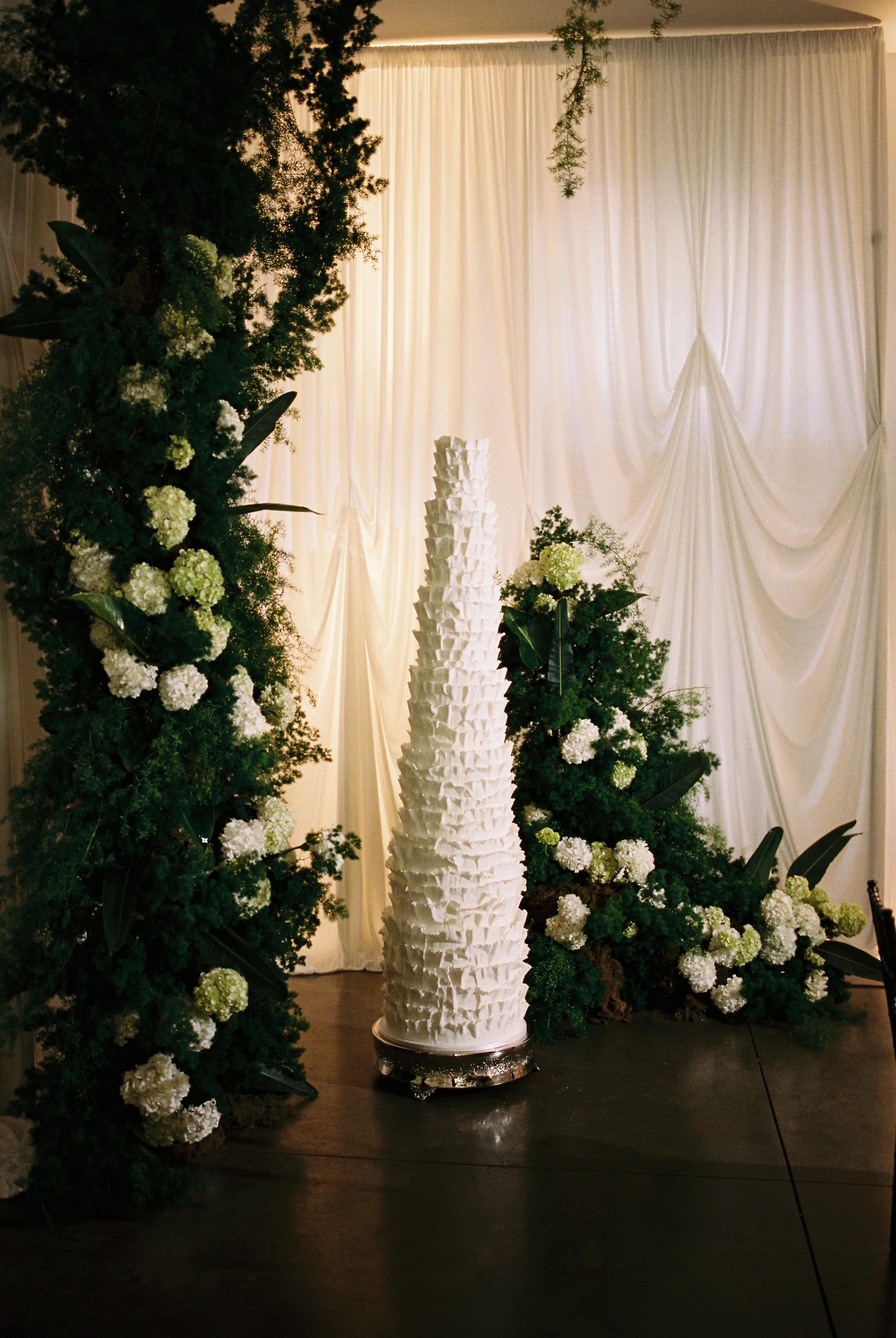 Hutton_House_Minneapolis_Wedding_Kelsey_Carter_Swidrak&Co.--922.jpg