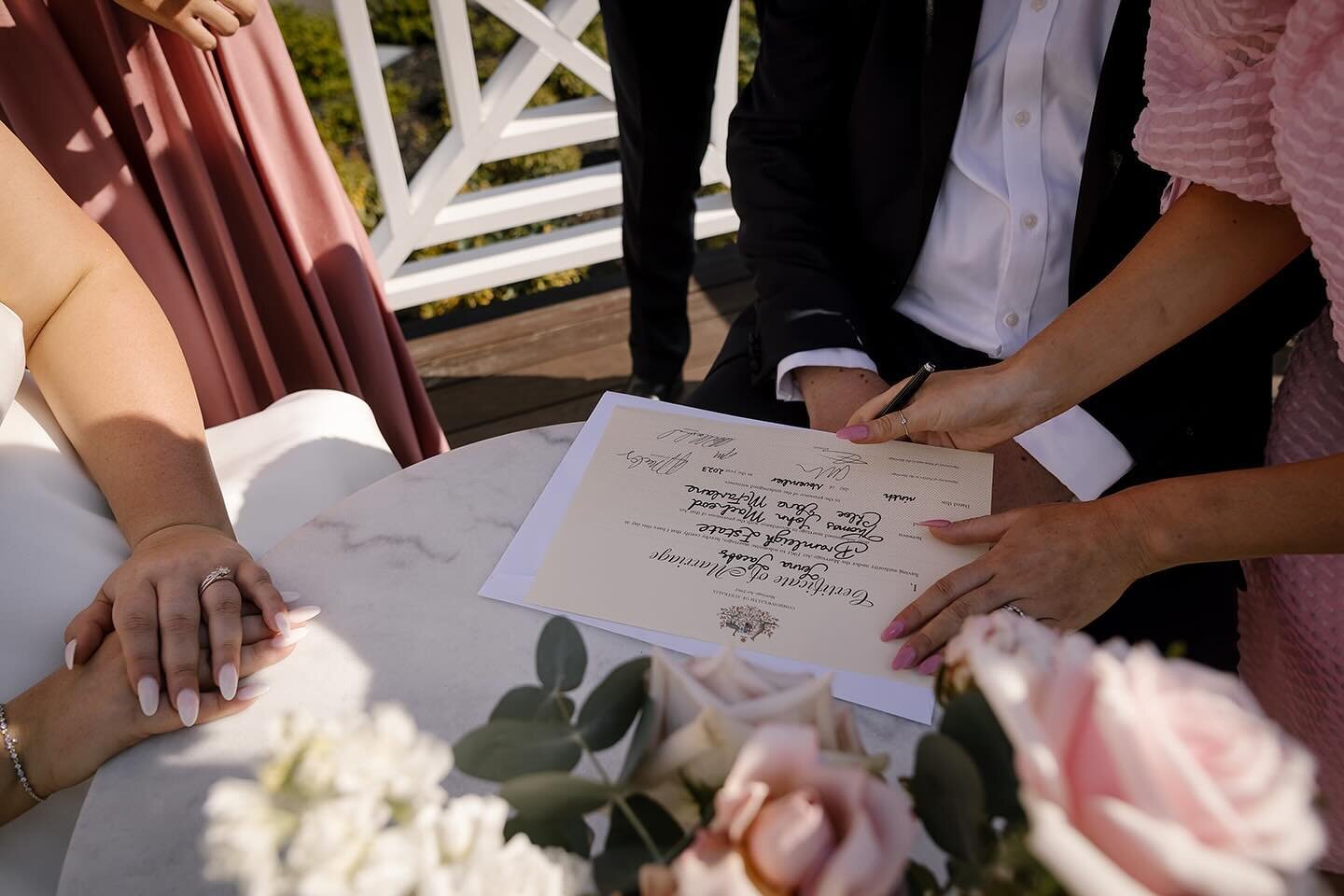 ✨ POV marriage certificate ✨ 

#weddingcertificate #melbourneweddings #marriagecelebrantmelbourne #marriagecelebrant #marriagecertificate #signed #official #married