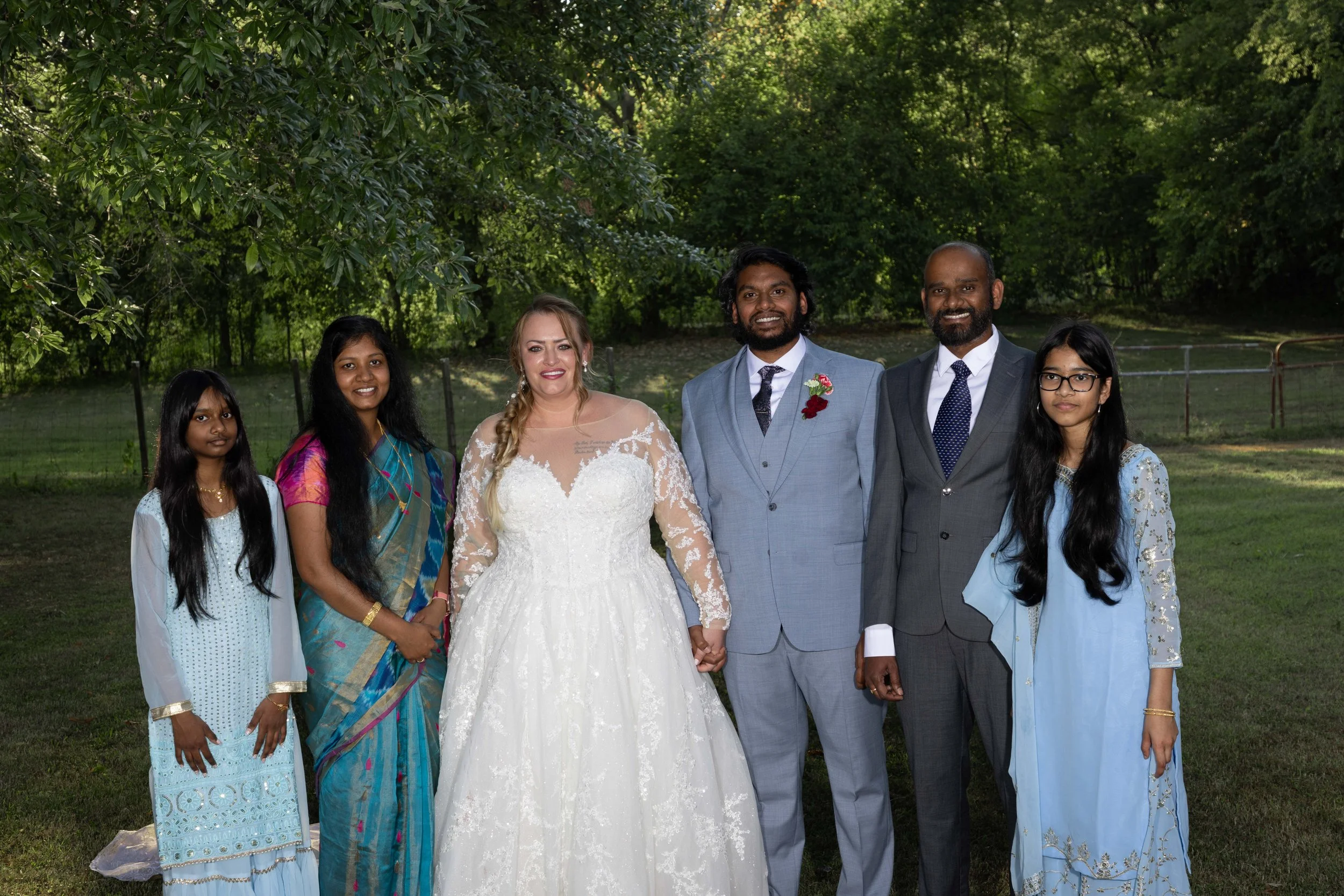 Grace_and_Vijay_375.jpg