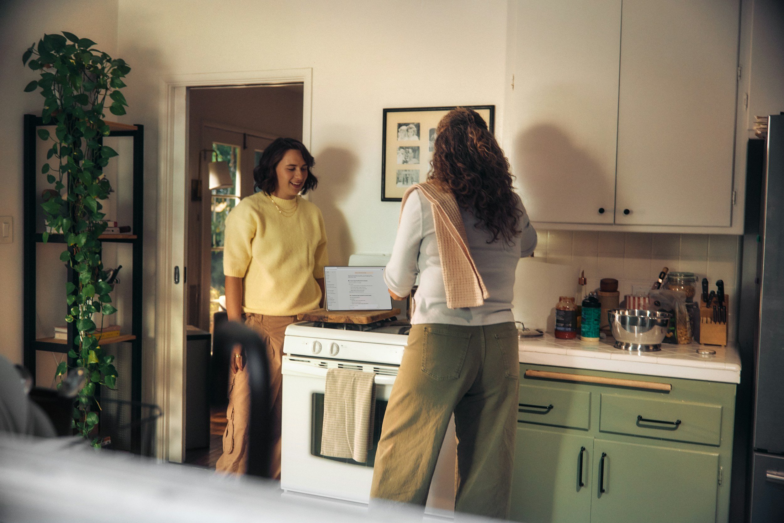 Can Growing Up with a Narcissistic Parent Affect Your Adult Friendships?