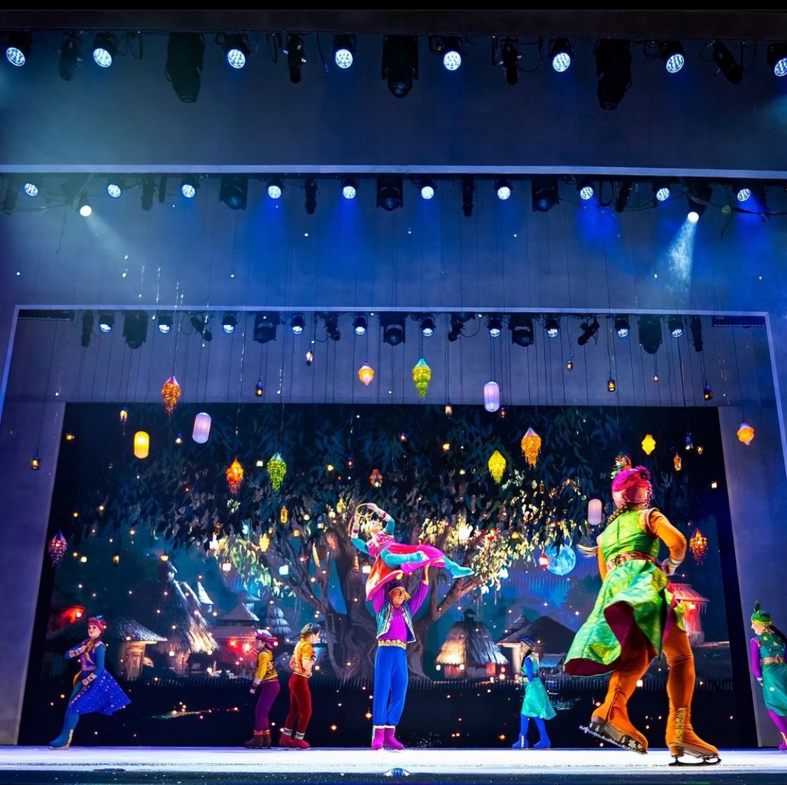 Rhythms of Nature: Busch Gardens Tampa
Lighting Designer: Philip Lupo
Production Assistant: Kelsey Forero
Busch Gardens Tampa