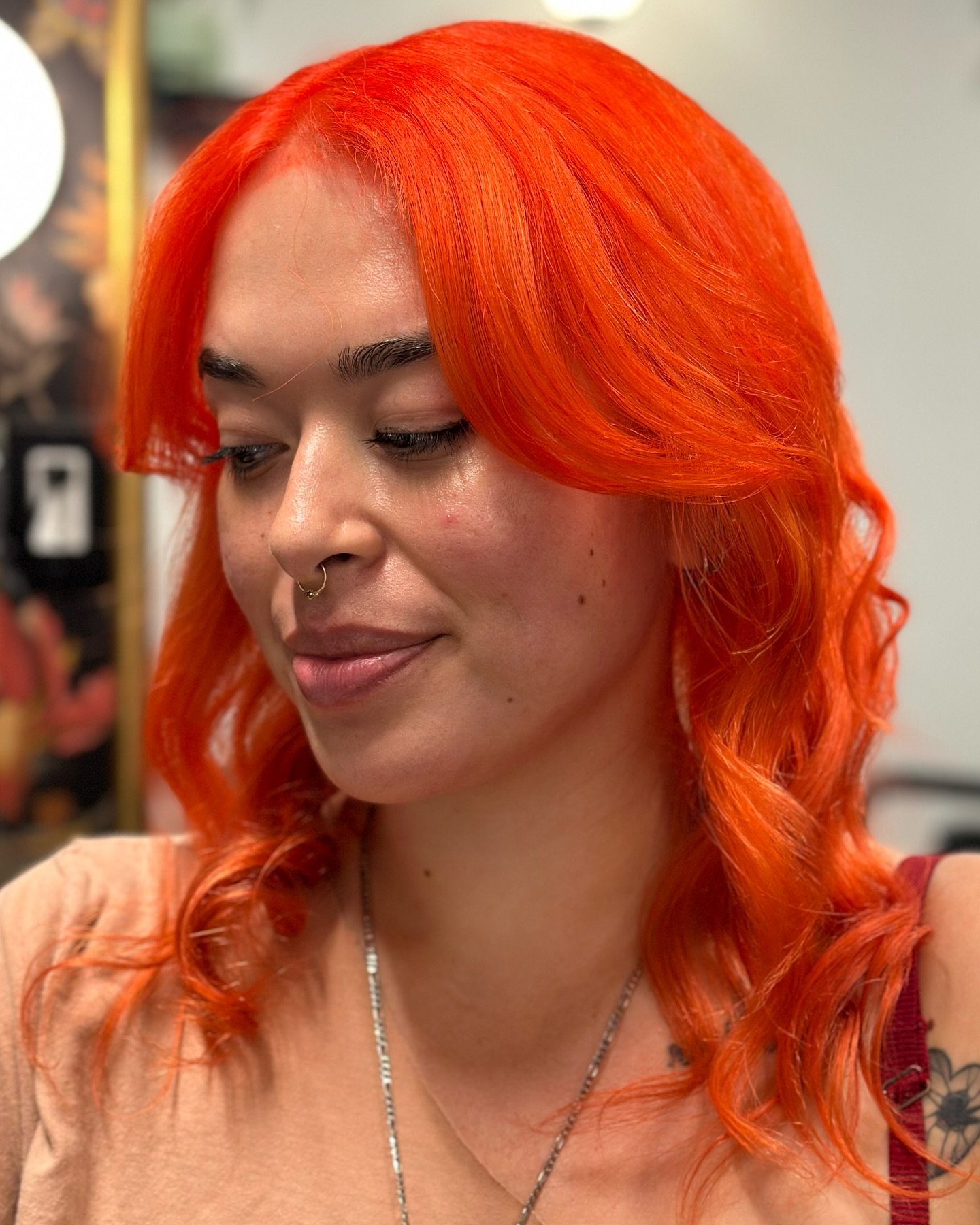 Orange peachy pumpkin spicy 🎃

#copperhair#brooklynredhair#orangehair#nychairstylist#nychaircolorist#manhattanhairstylist#manhattanhaircolorist#brooklynhairstylist#brooklynhaircolorist#lowereastsidenyc#wella#wellahaircolor#williamsburgbrooklyn#willi