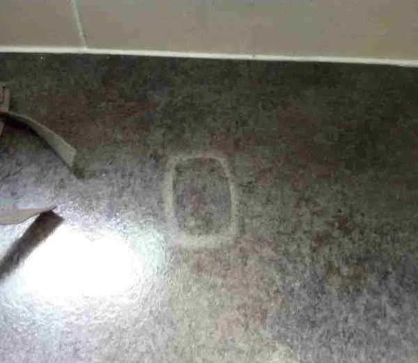 Laminate worktop bleach stain on stone effect worktop