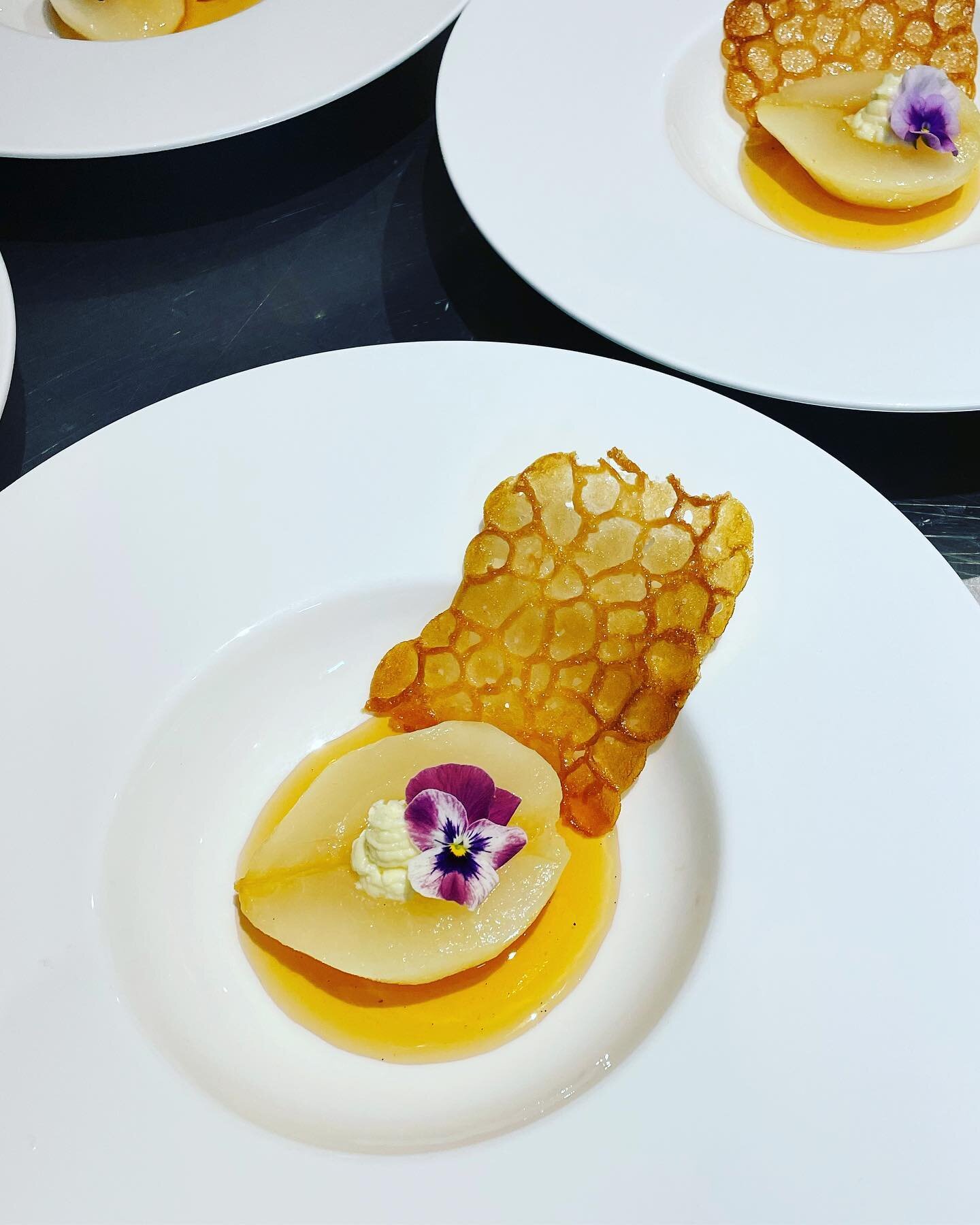 Poached pear with champagne cream and honey Combe sugar work 🐝