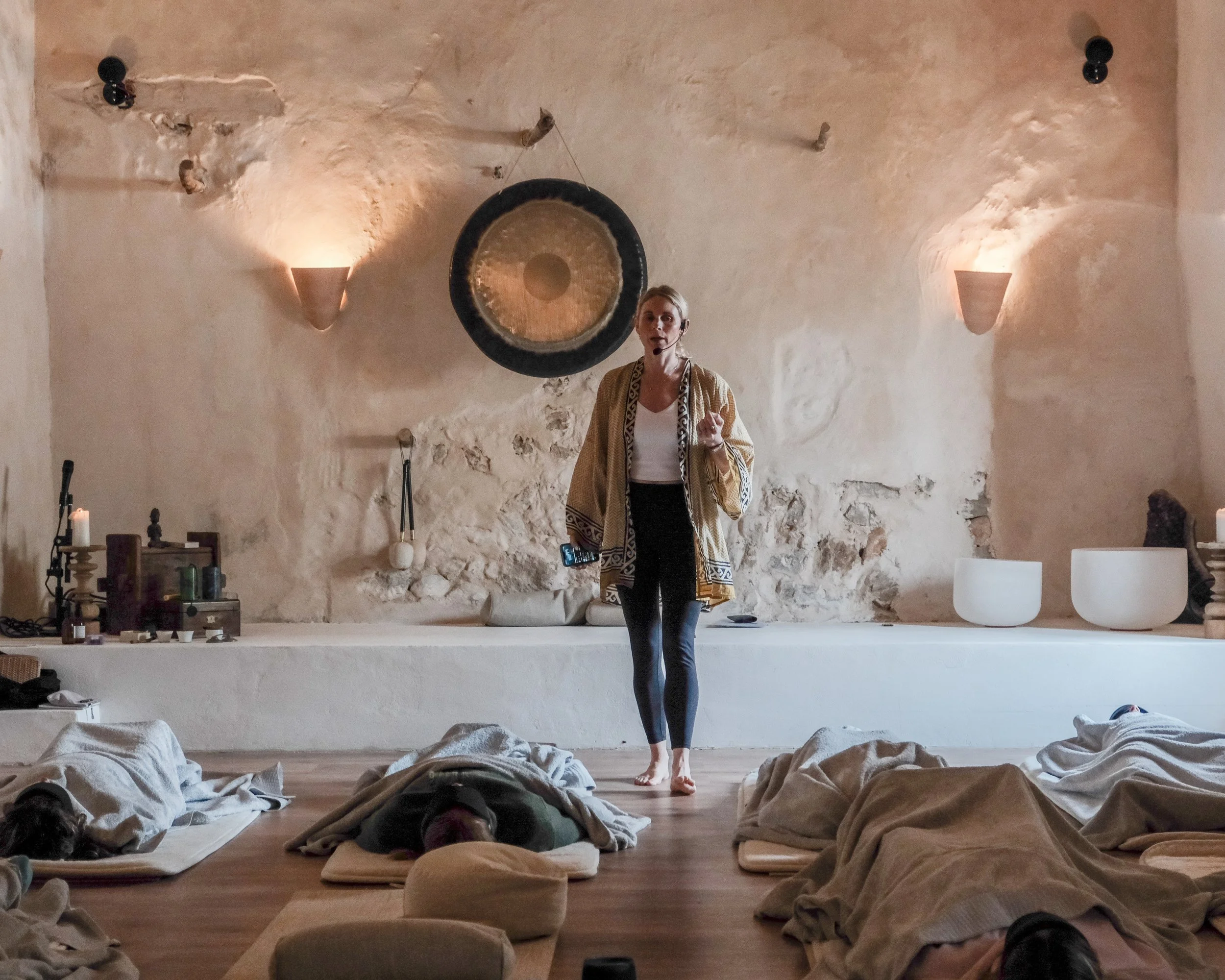 Camilla Martinez Mares guiding breathwork at her retreat